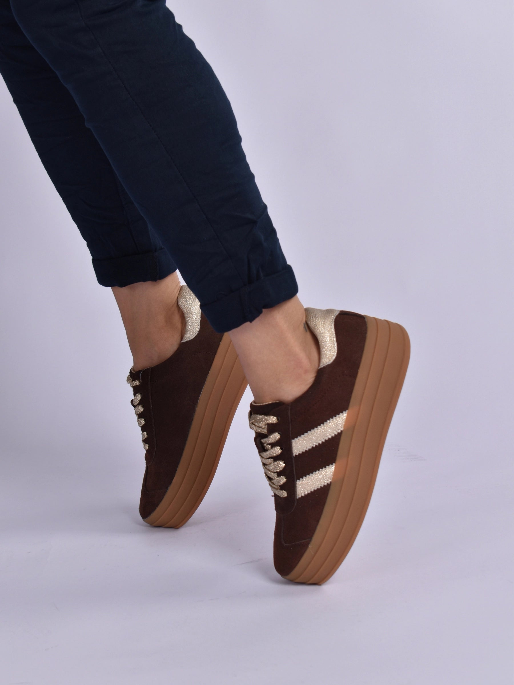 JULZ CHESNUT GOLD BREE SNEAKER