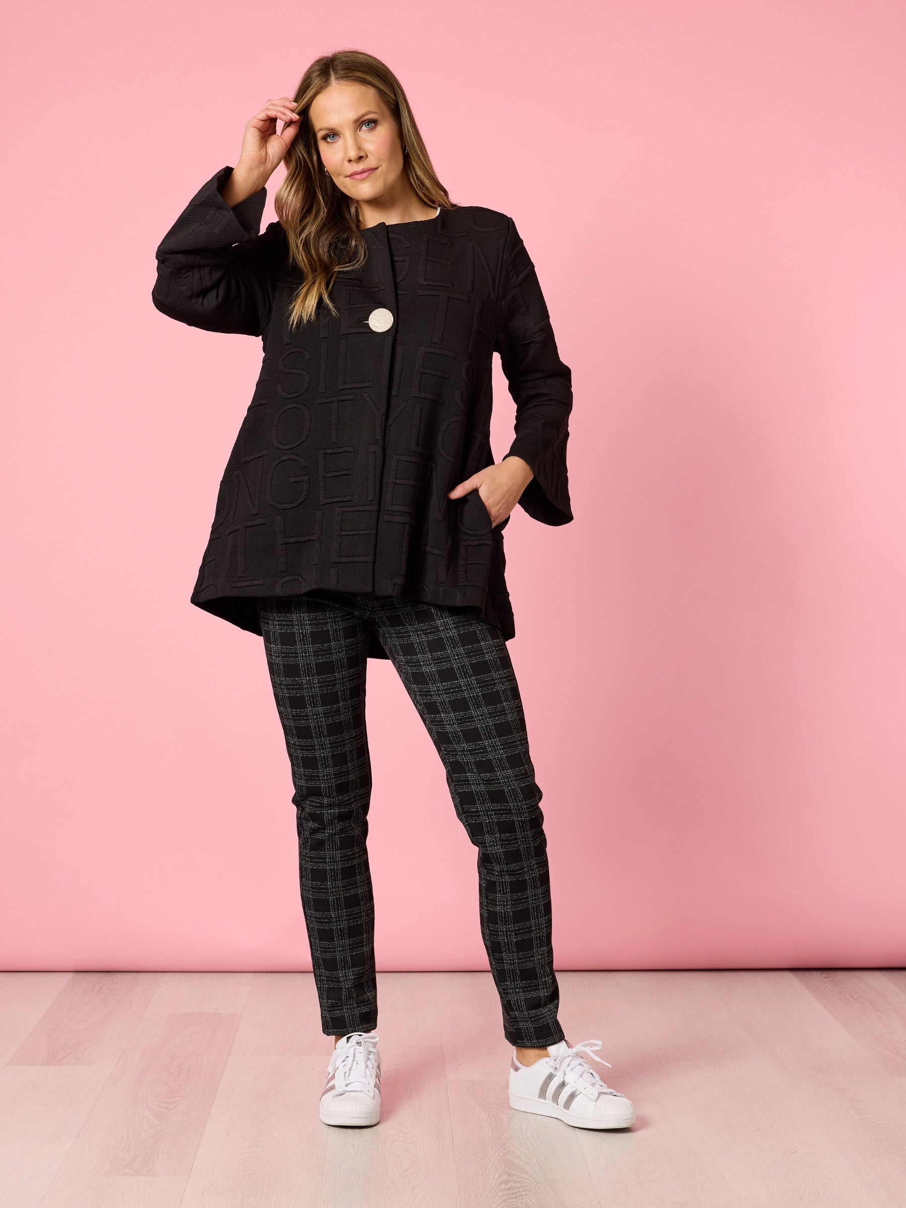 THREADZ BLACK SCRIPT JACKET