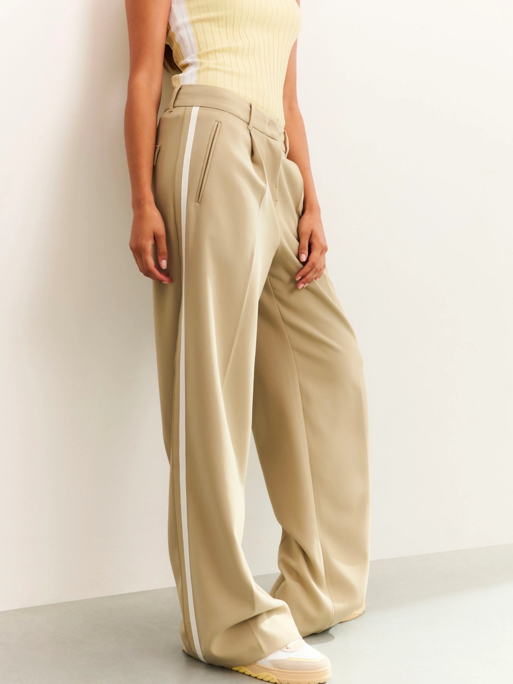 YAYA LIGHT GREEN WOVEN TROUSERS