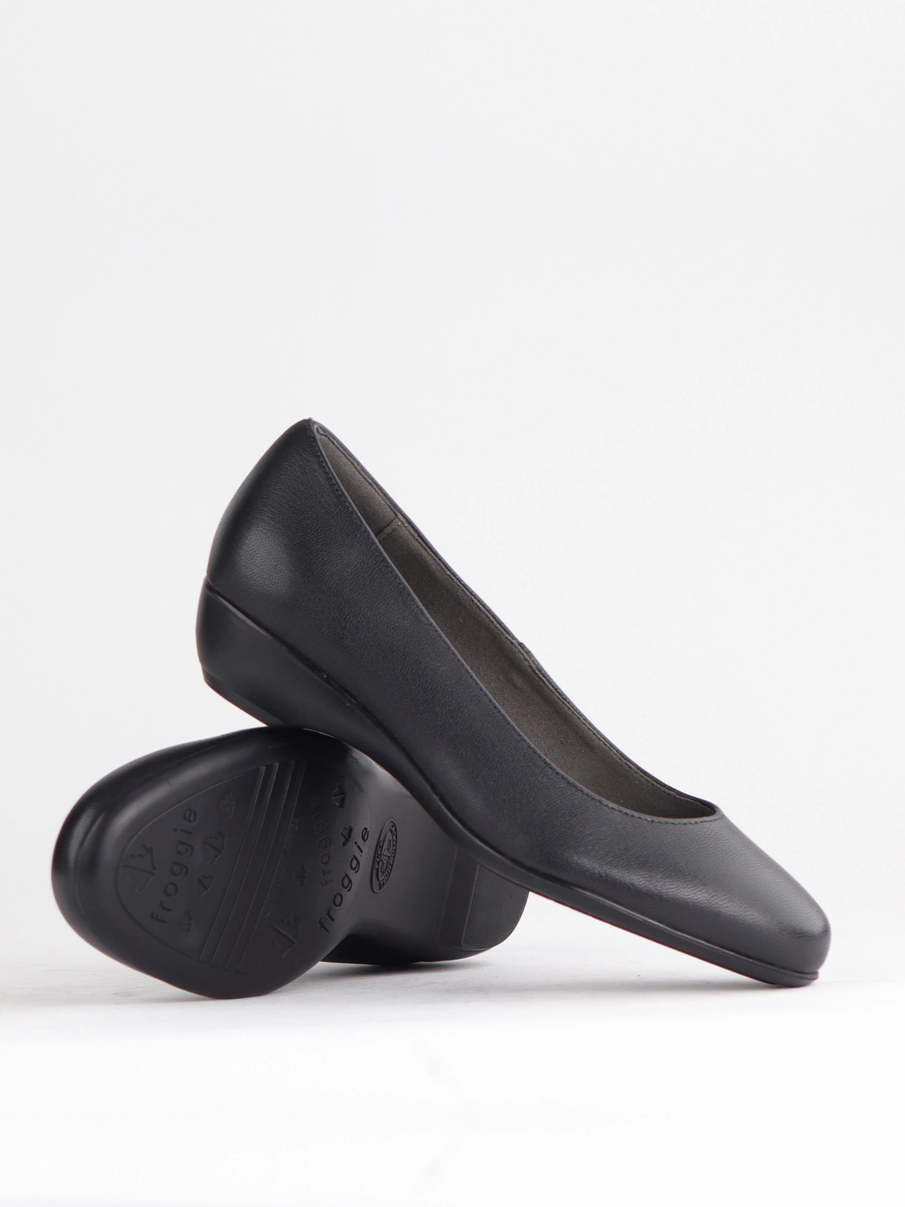 FROGGIE LEATHER COURT SHOE