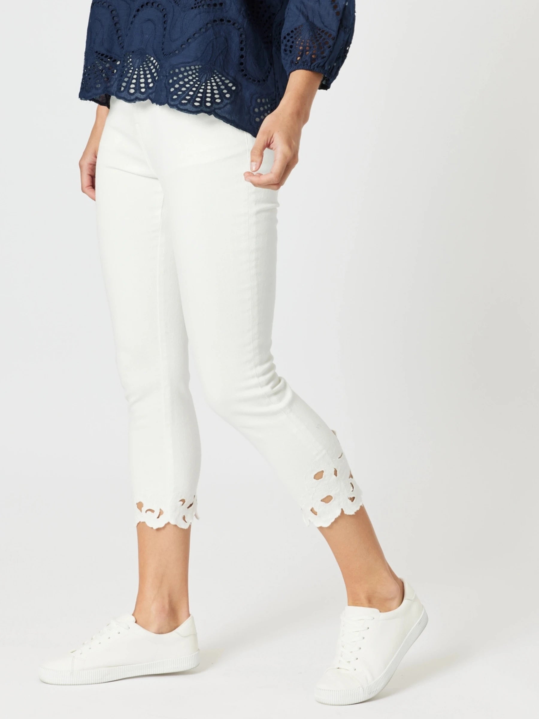 GORDON SMITH WHITE FLEUR PANTS