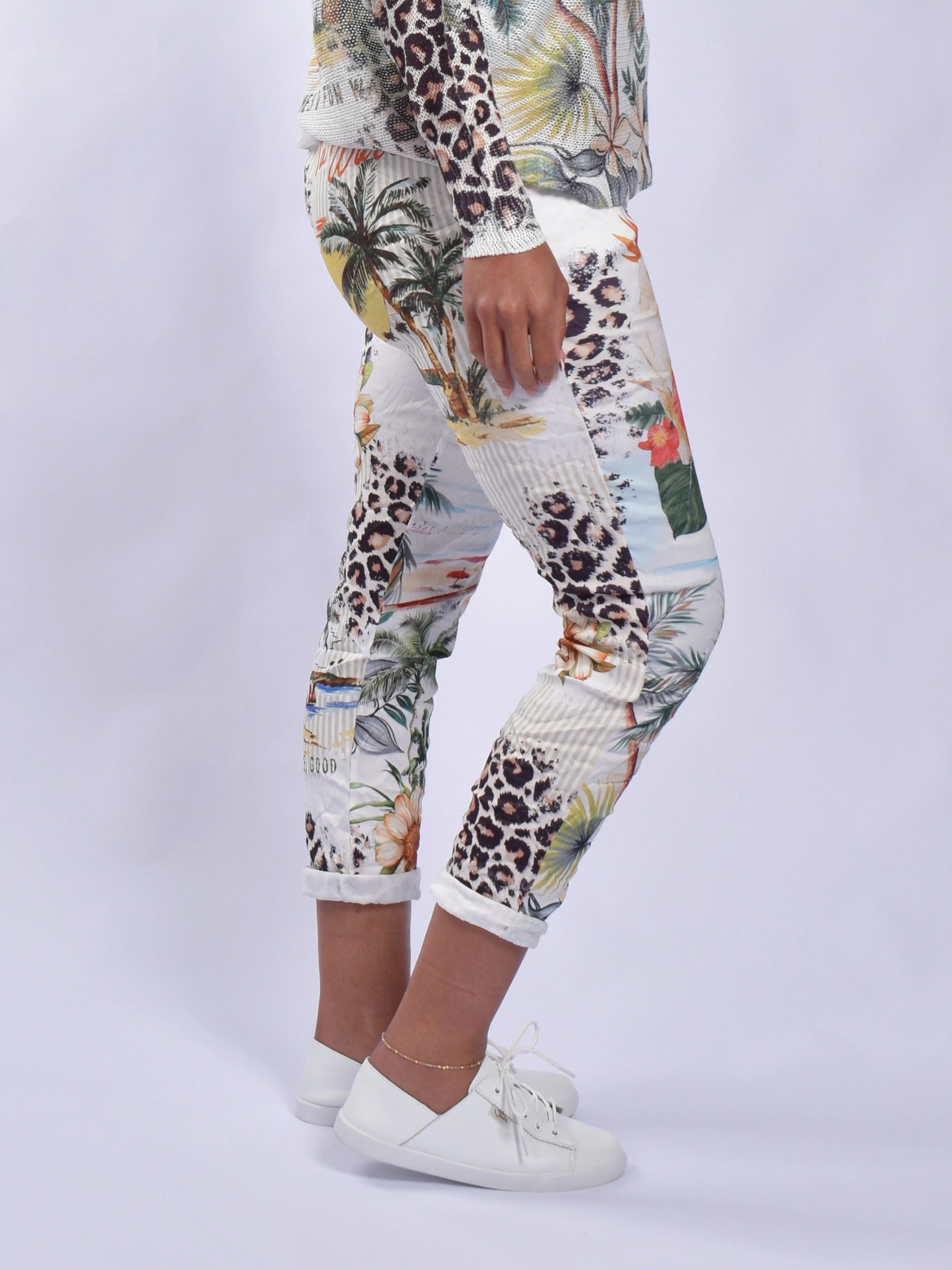 MADE IN ITALY WHITE BROWN PARROT PANTS