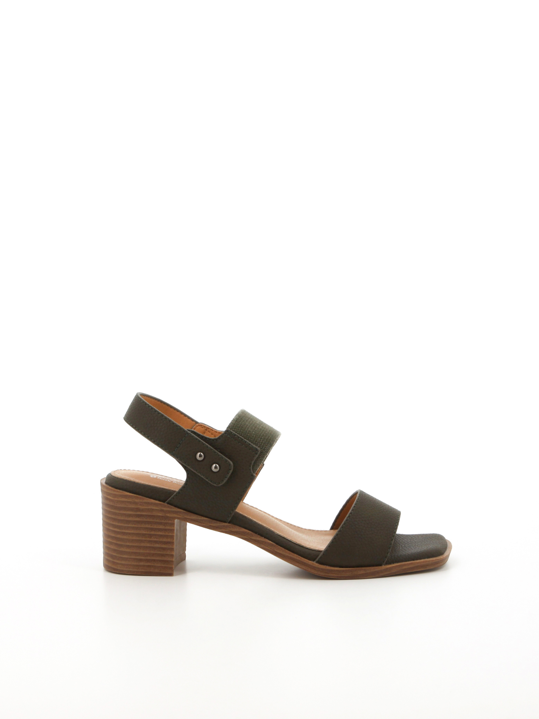Soft Style Abrianna Sandal