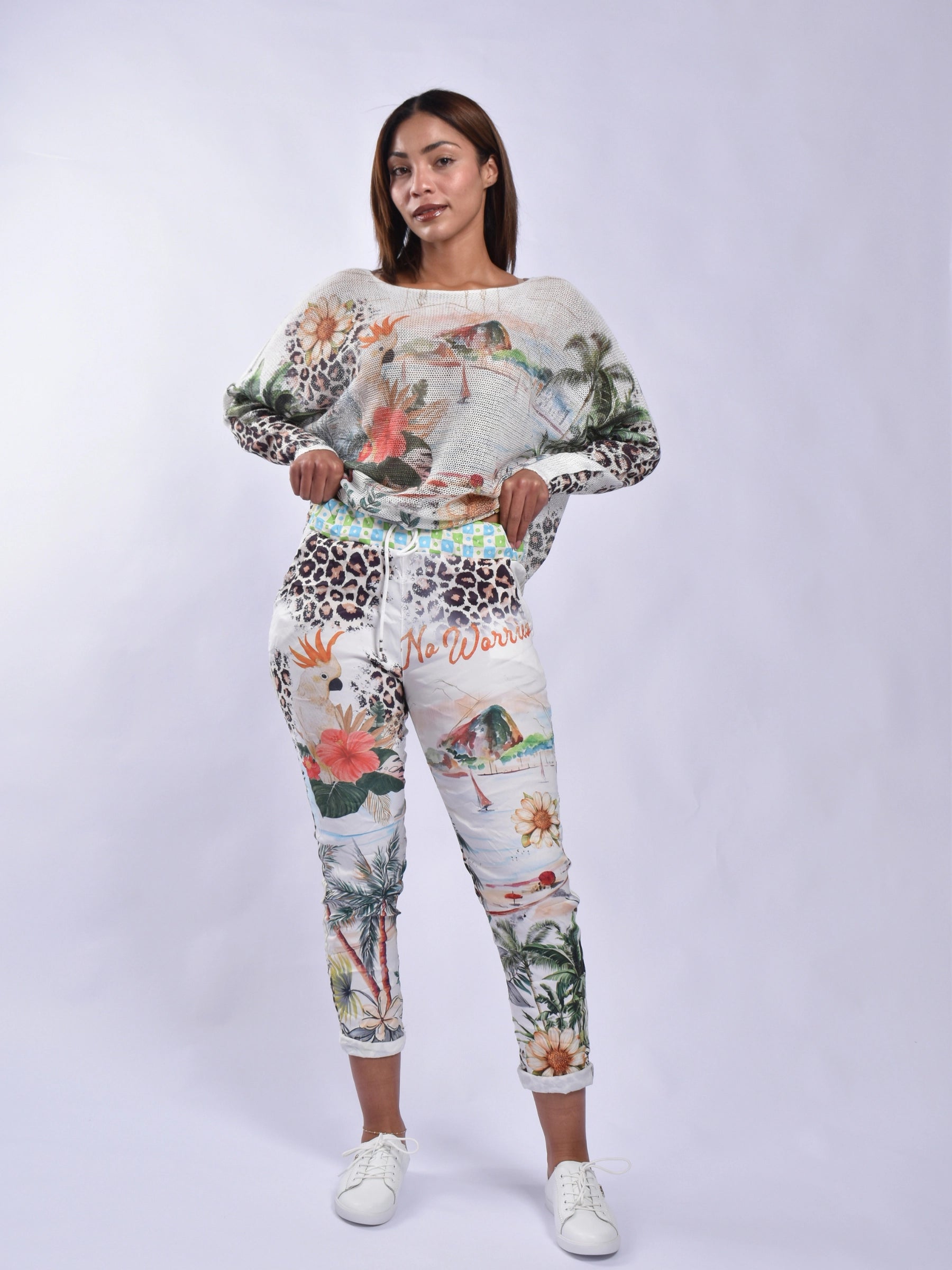 MADE IN ITALY WHITE BROWN PARROT PANTS