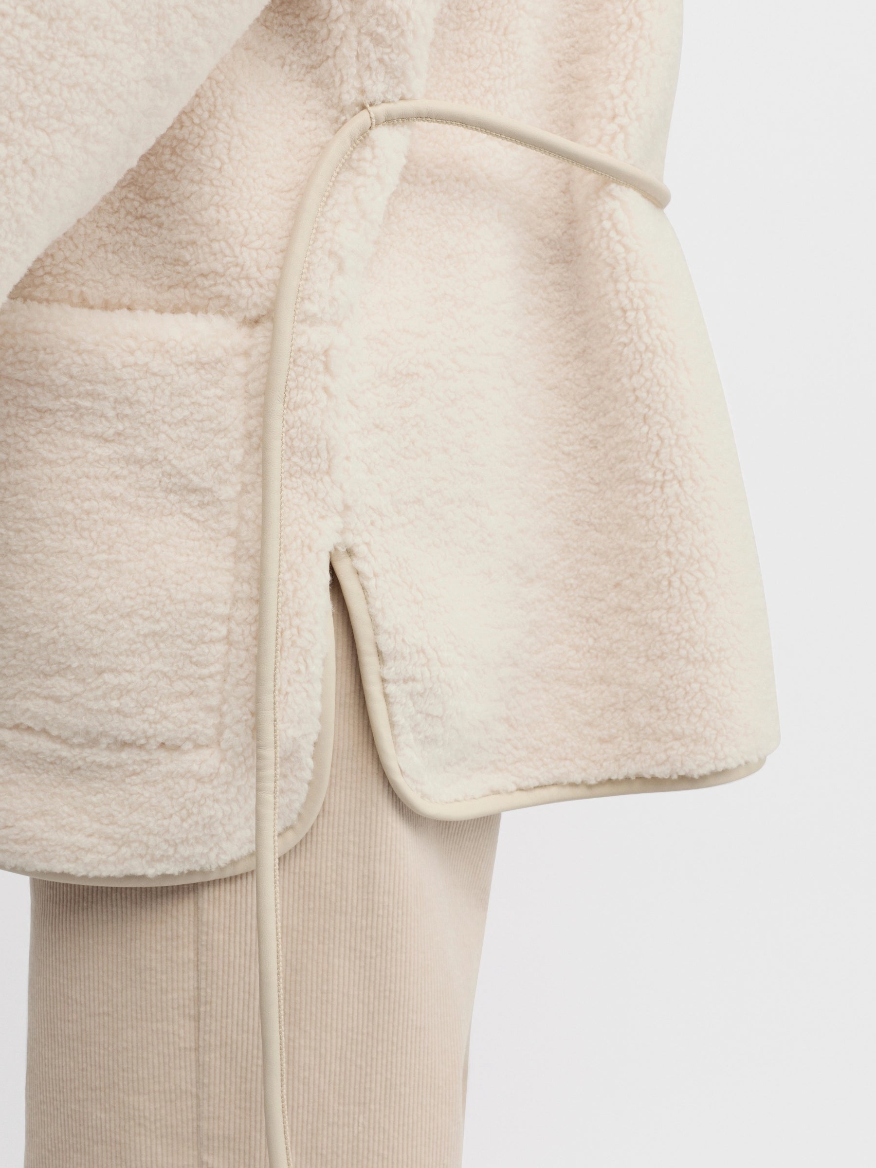 YARRA TRAIL ECRU TEDDY COAT
