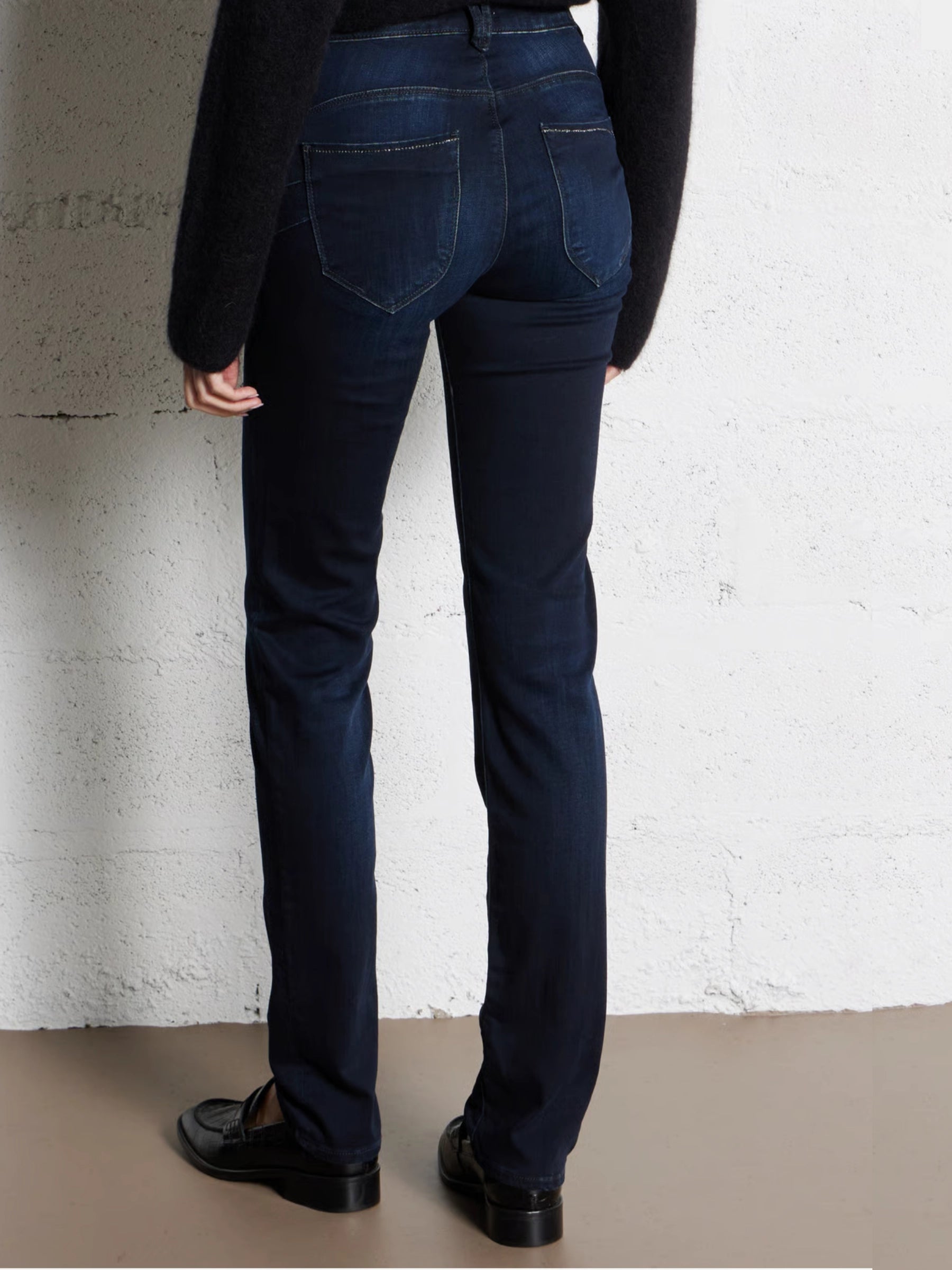 LE TEMPS BLUE BLACK JEANS
