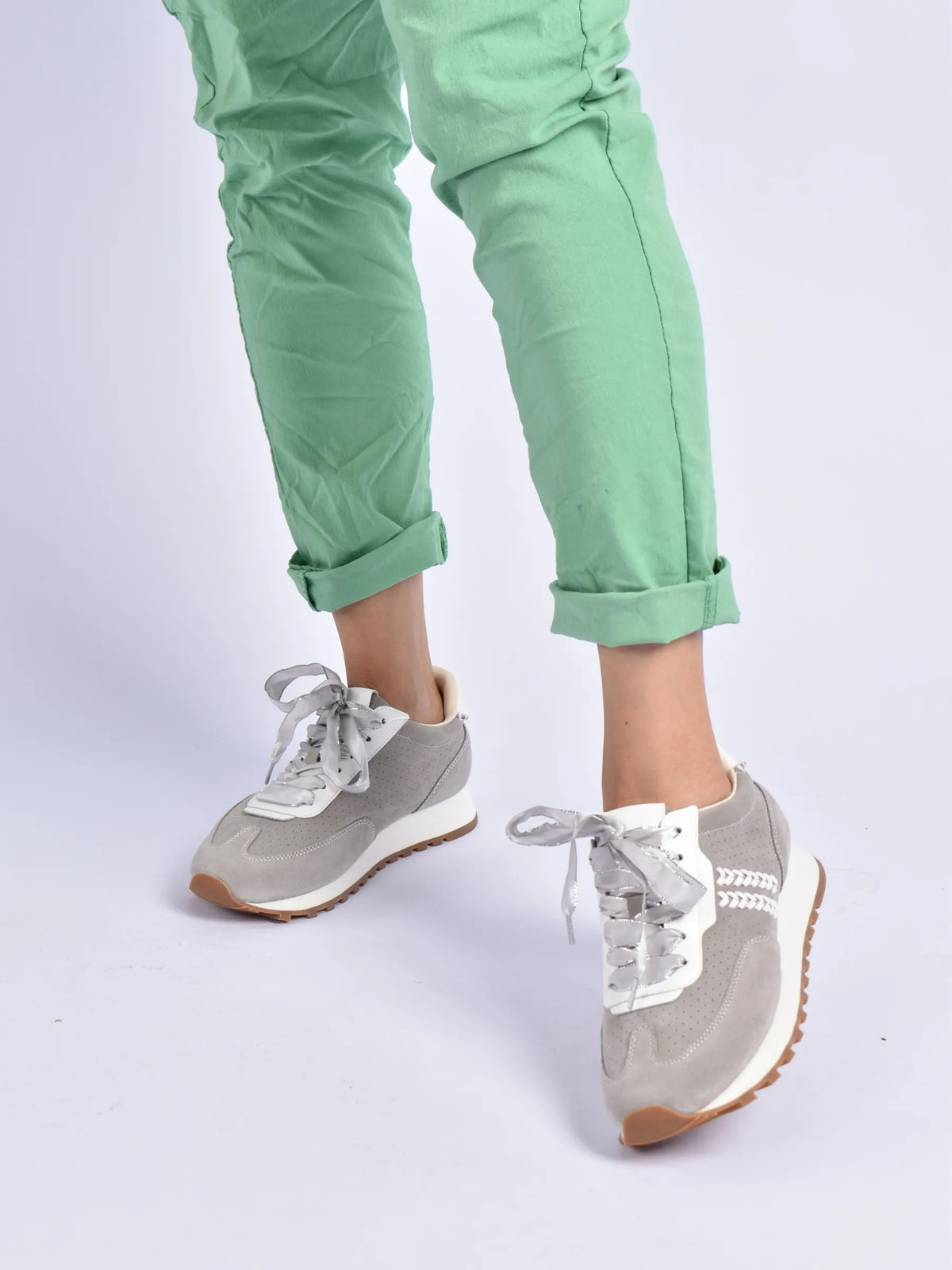 Julz Lennox Sneaker