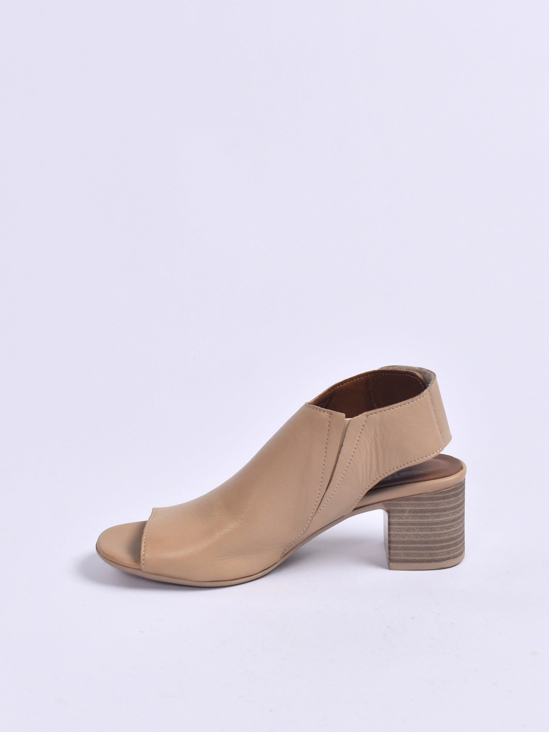 BUENO BLACK H-HEEL SANDAL
