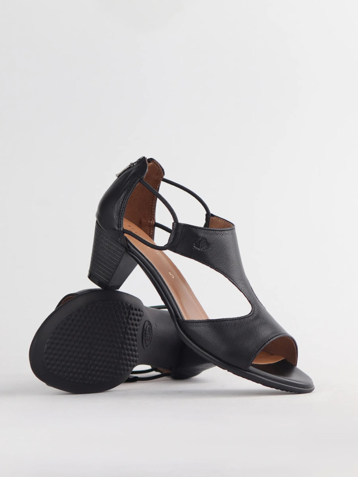 Froggie Wider Fit T-Bar Heel