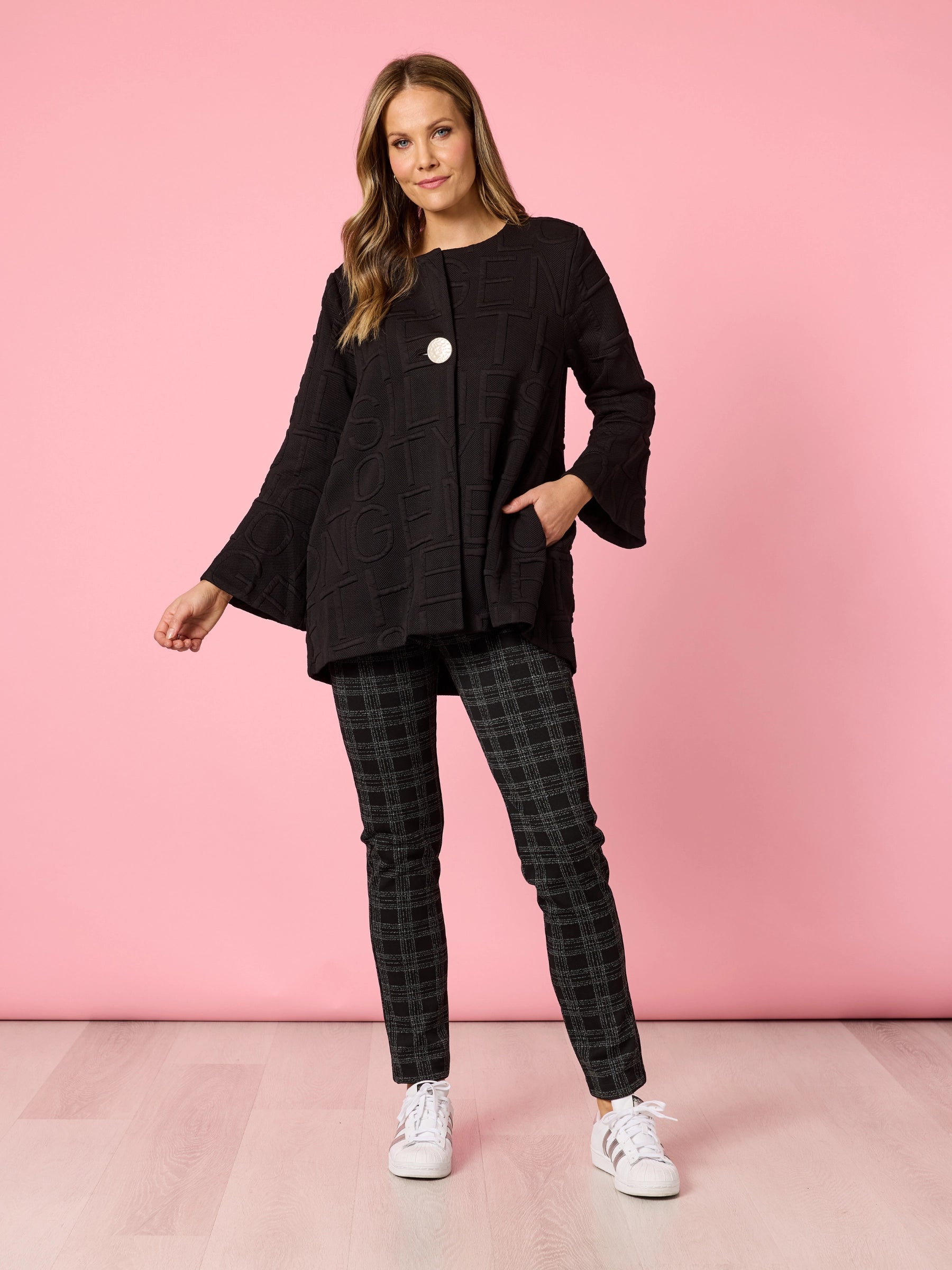 THREADZ BLACK SCRIPT JACKET