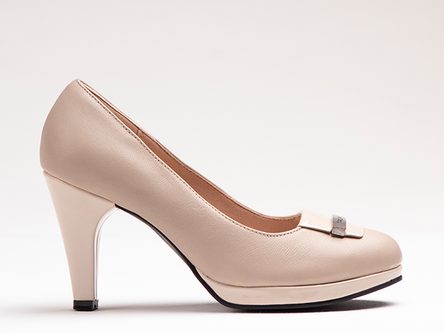 Froggie court shoes Clearance