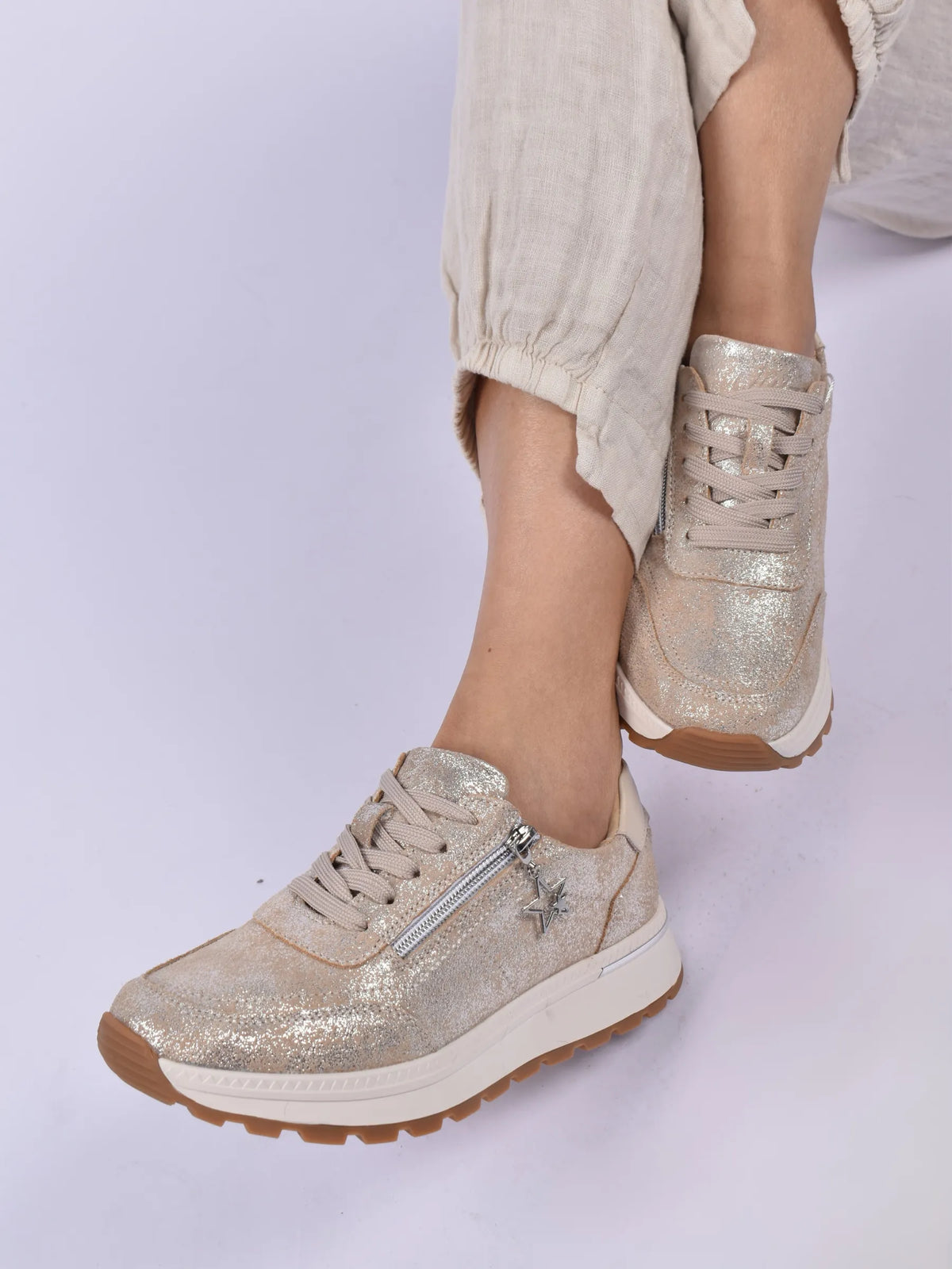 Julz Nina Sneaker