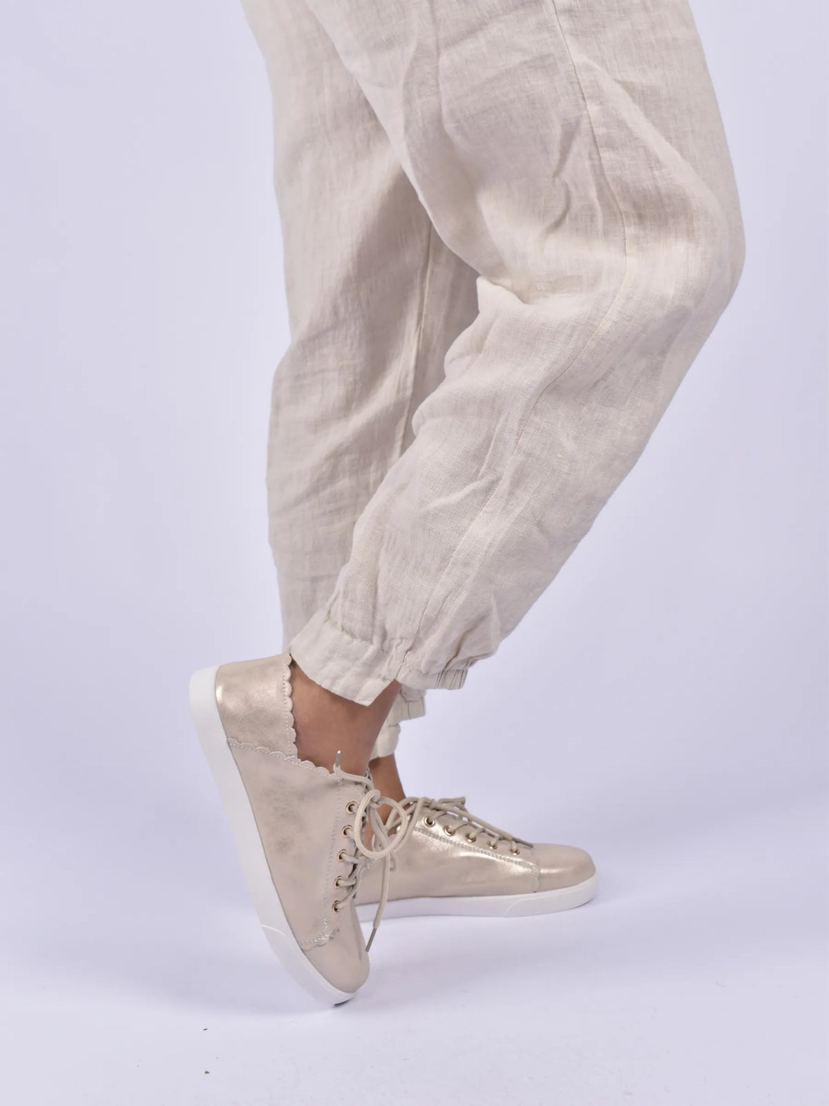 Julz Chloe Sneaker