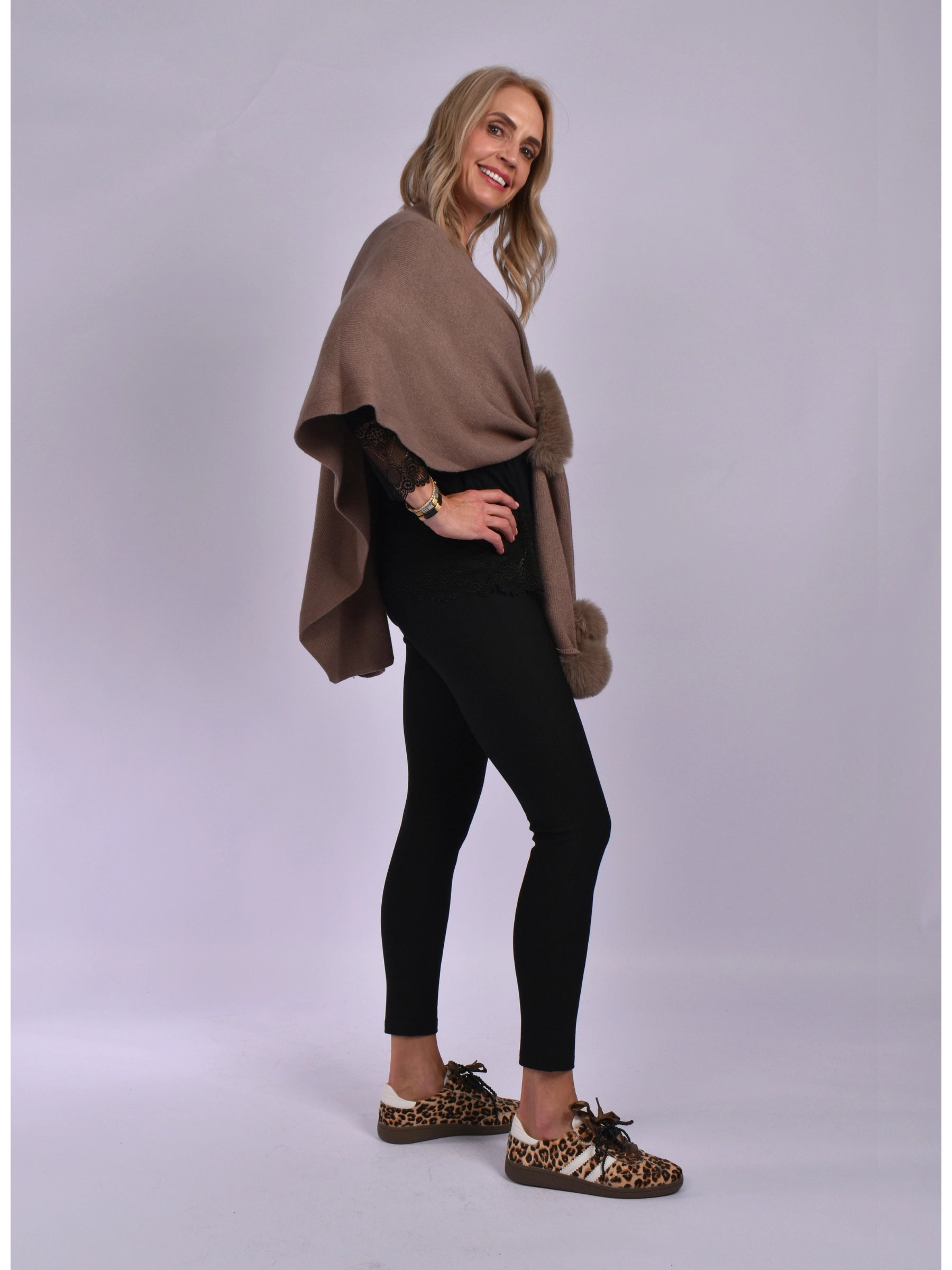 JOLIE BLACK PONCHO