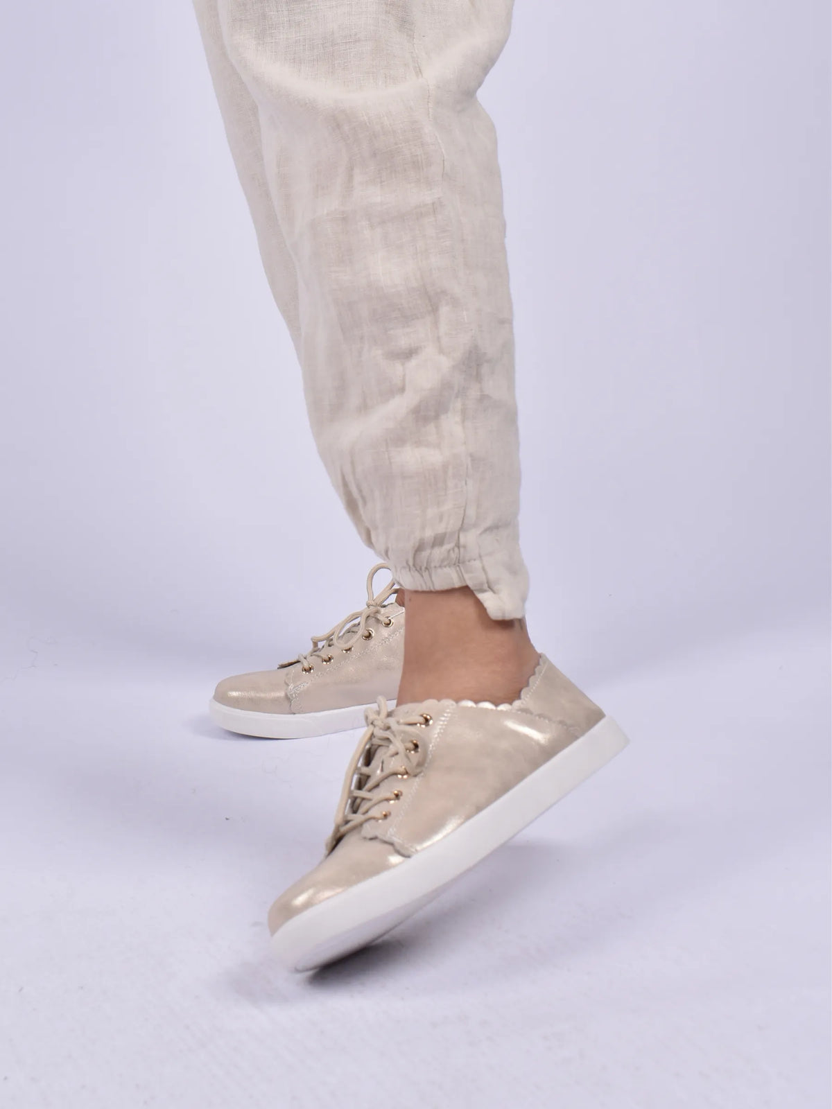 Julz Chloe Sneaker