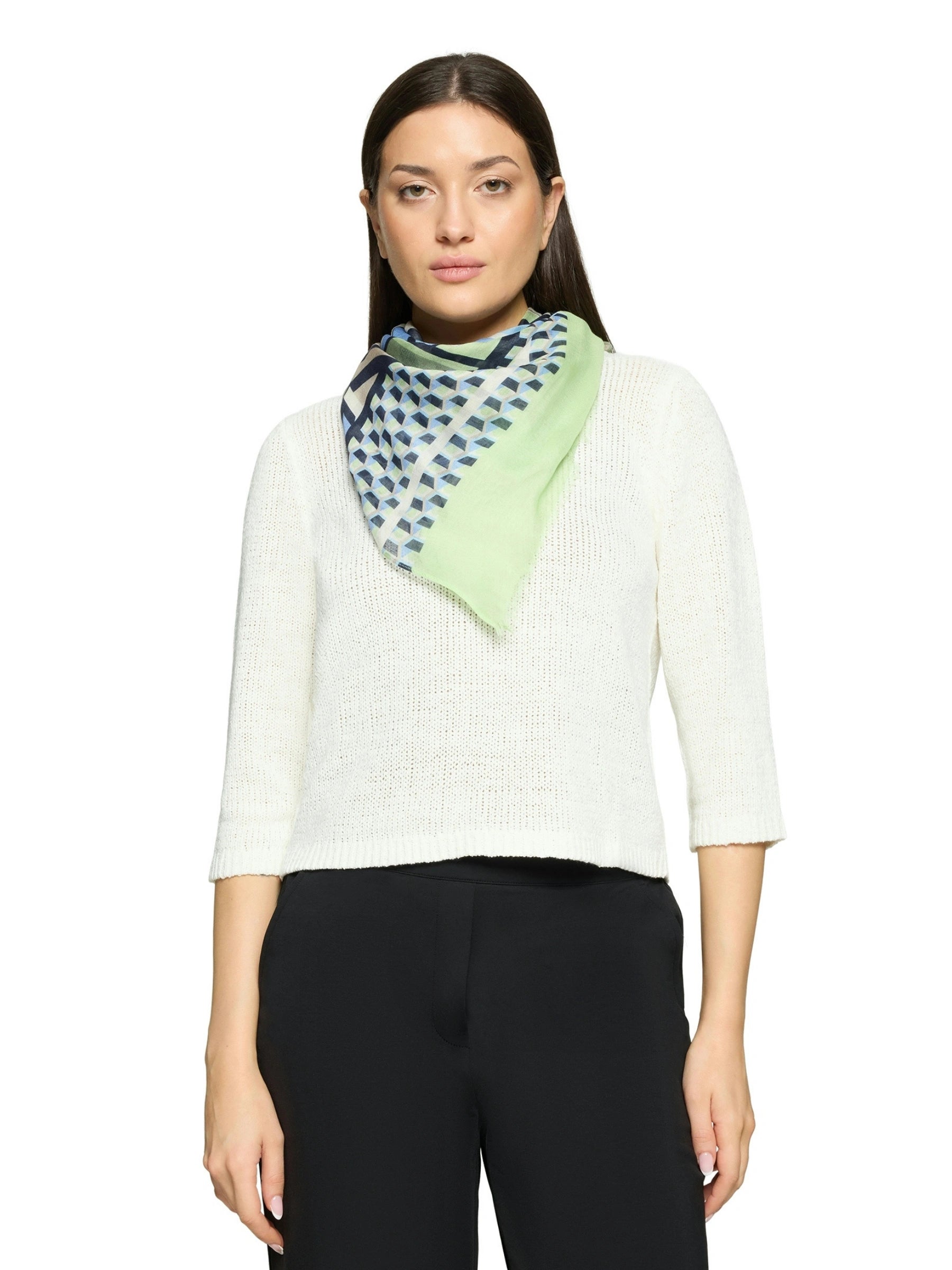 BETTY BARCLAY SCARF