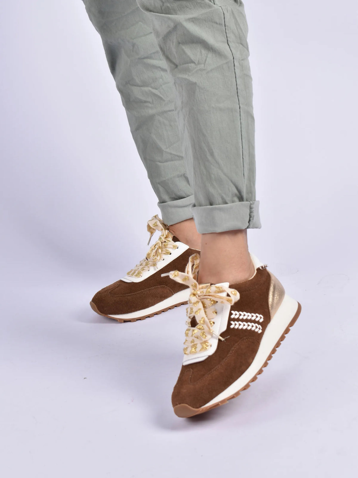 Julz Lennox Sneaker