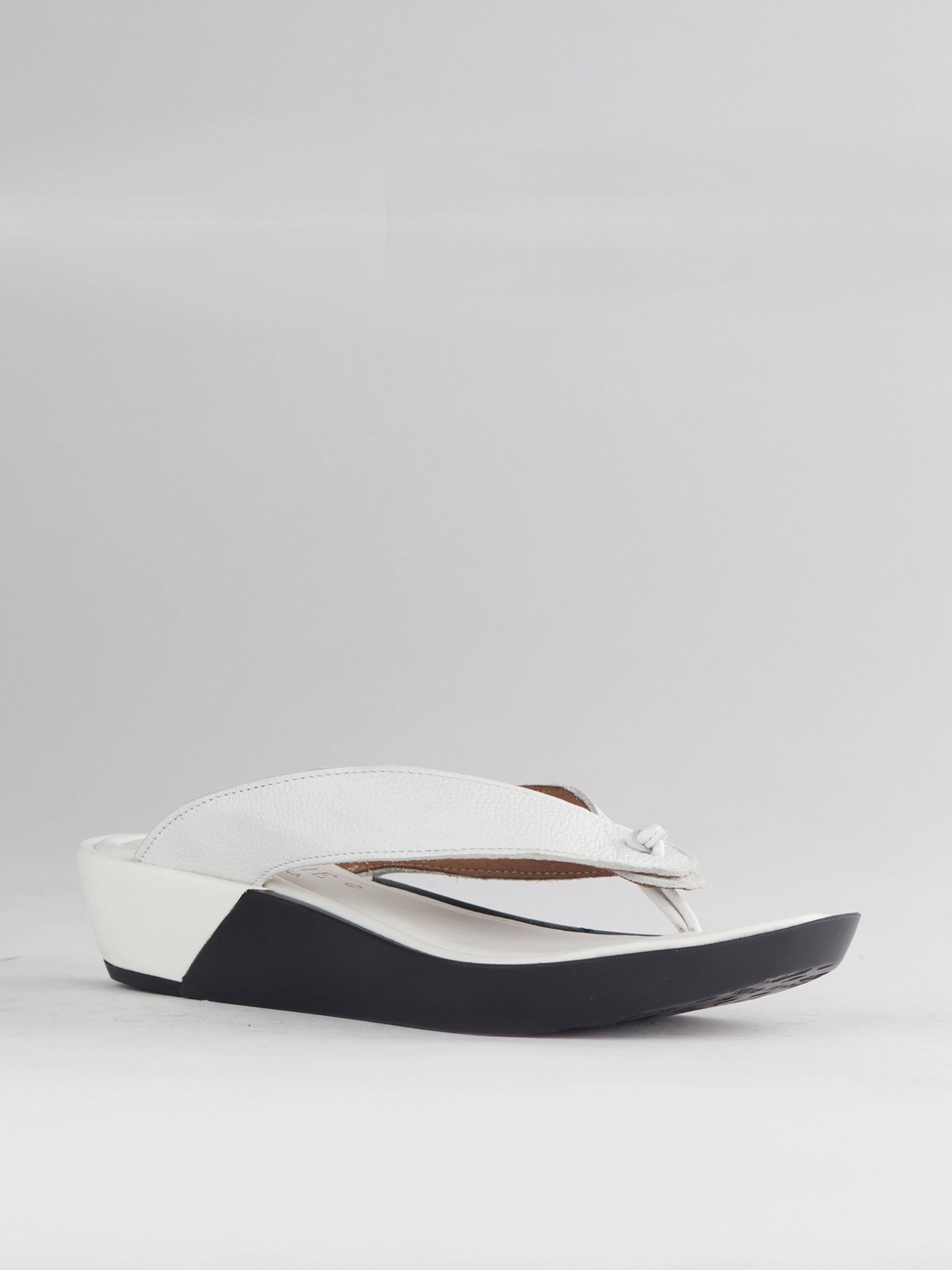 FROGGIE SANDAL