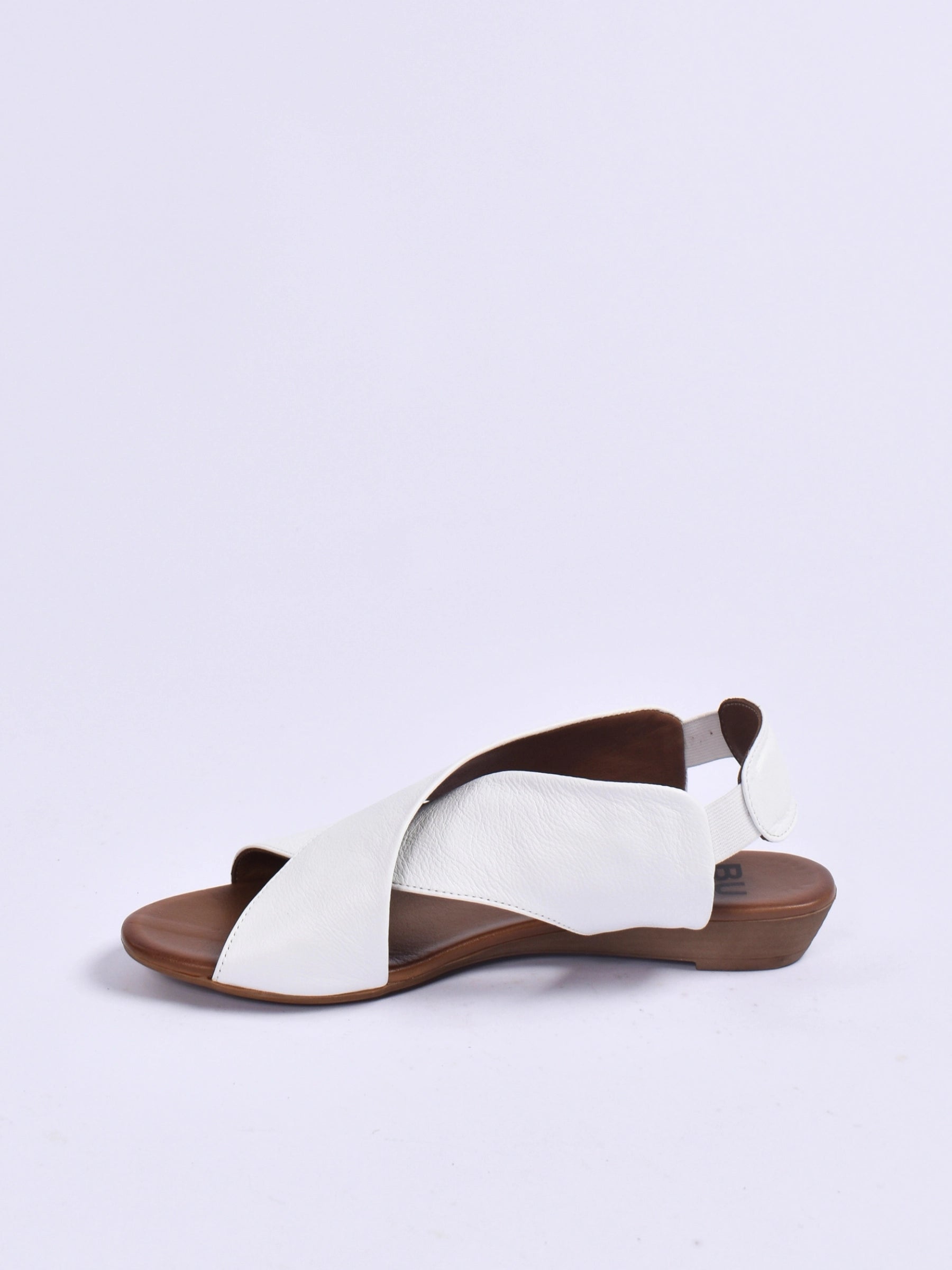 BUENO FLAT CROSS OVER SANDAL