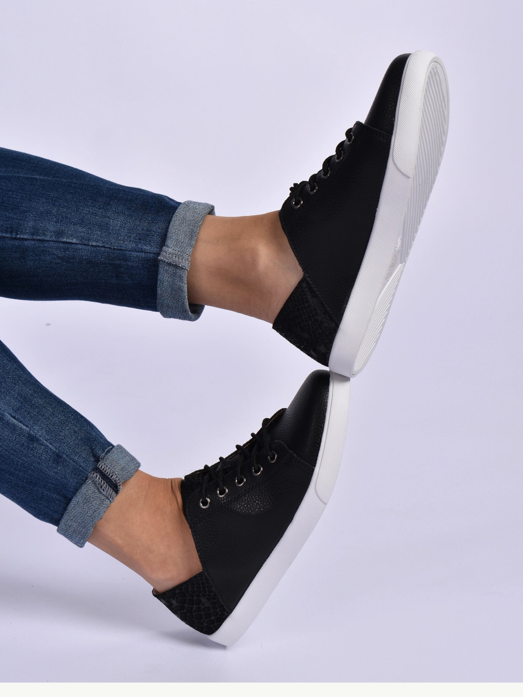 JULZ BLACK SNAKE VICKI SNEAKER