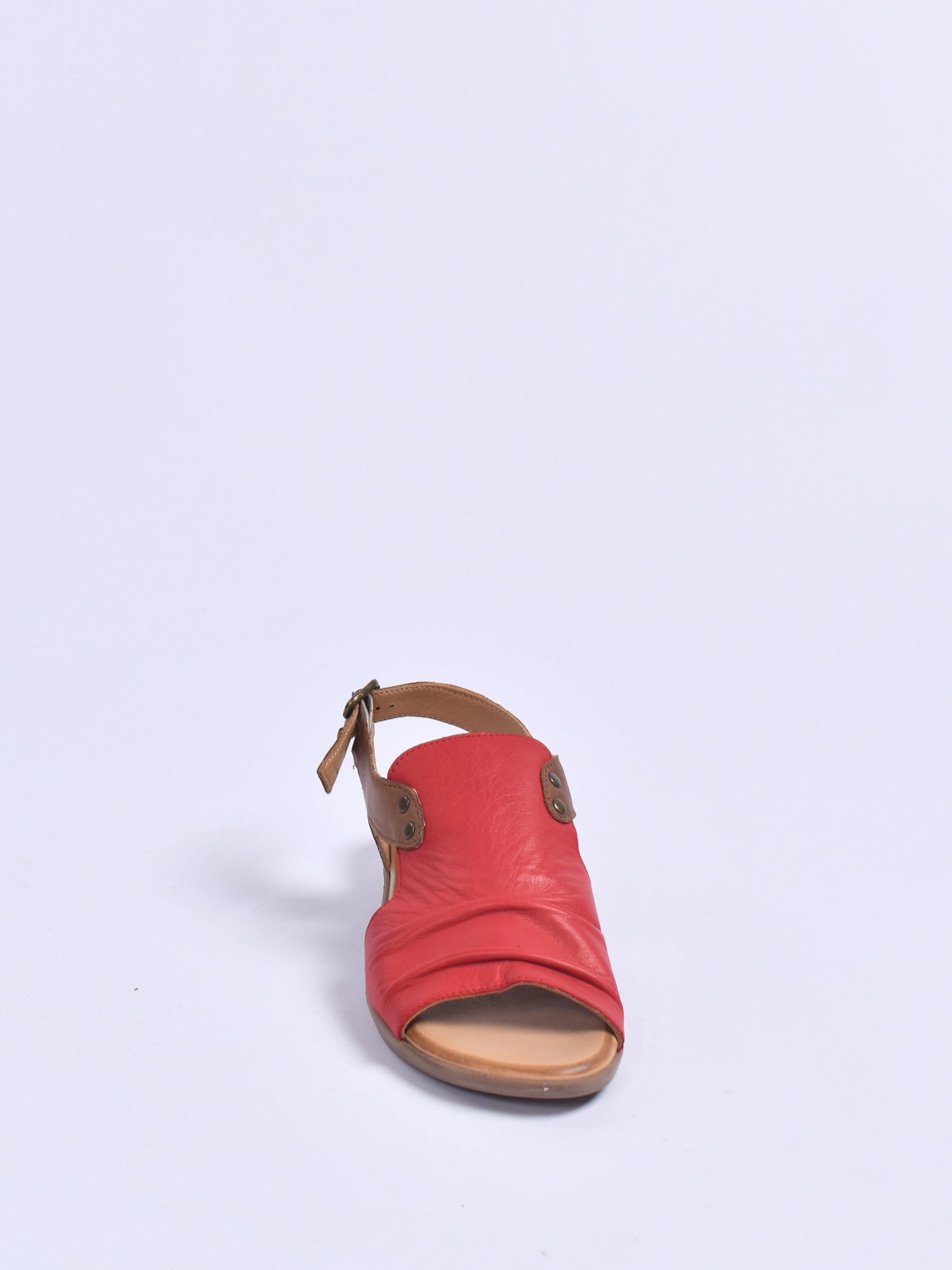 BUENO RED TAN LOW WEDGE