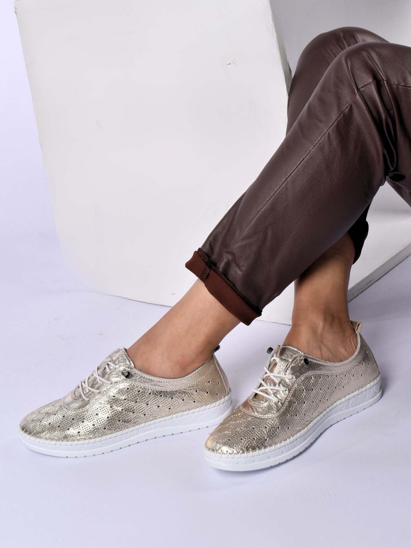 JOLIE GOLD LEATHER SNEAKER