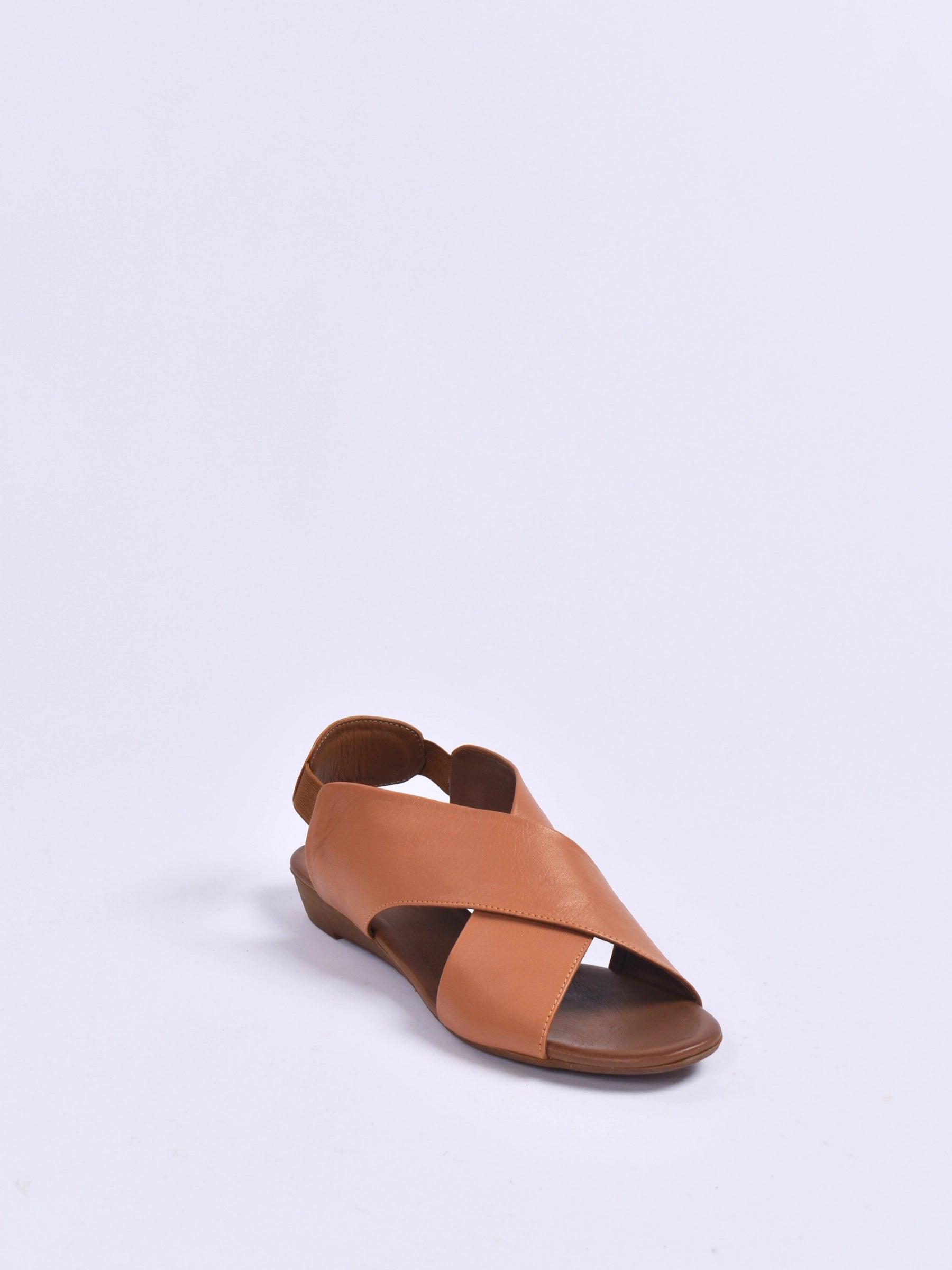 BUENO FLAT CROSS OVER SANDAL