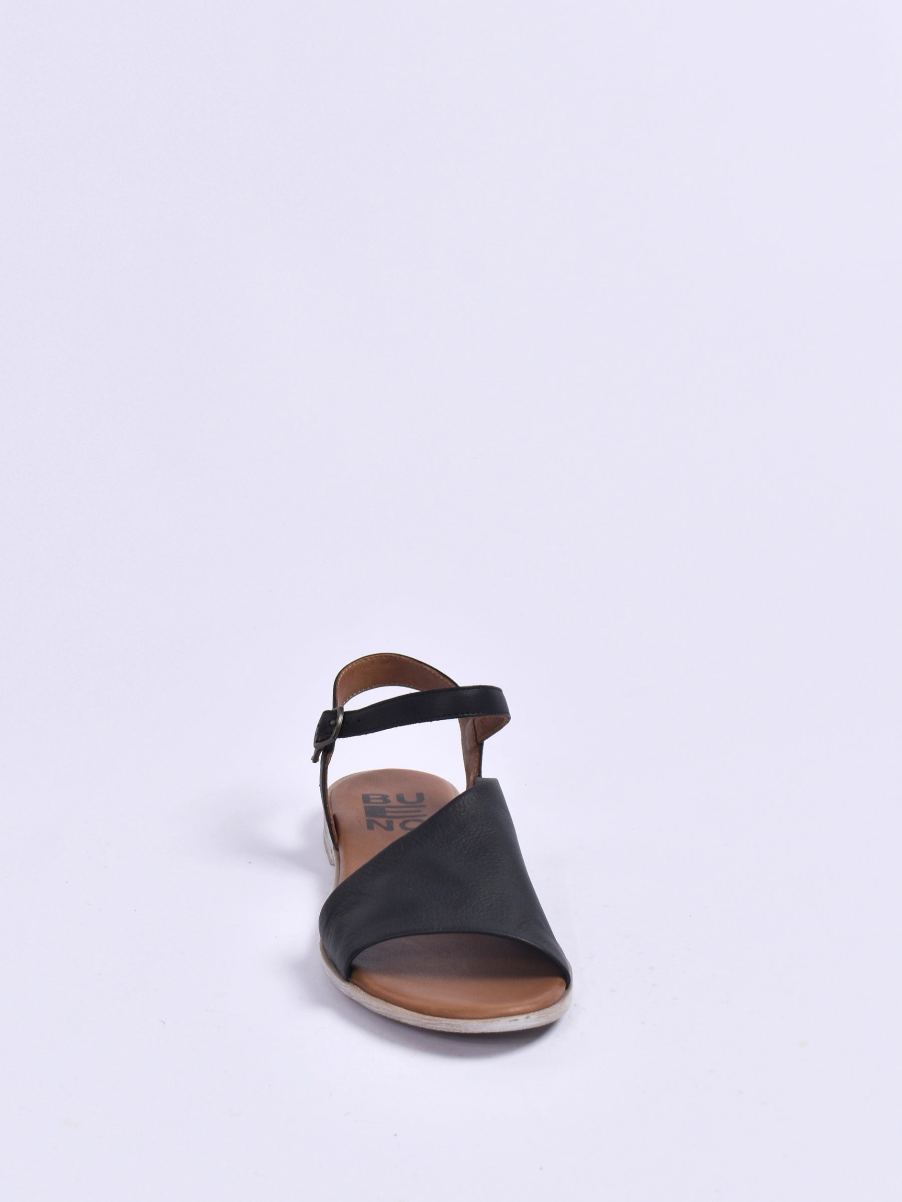 BUENO BLACK LOW HEEL SANDAL