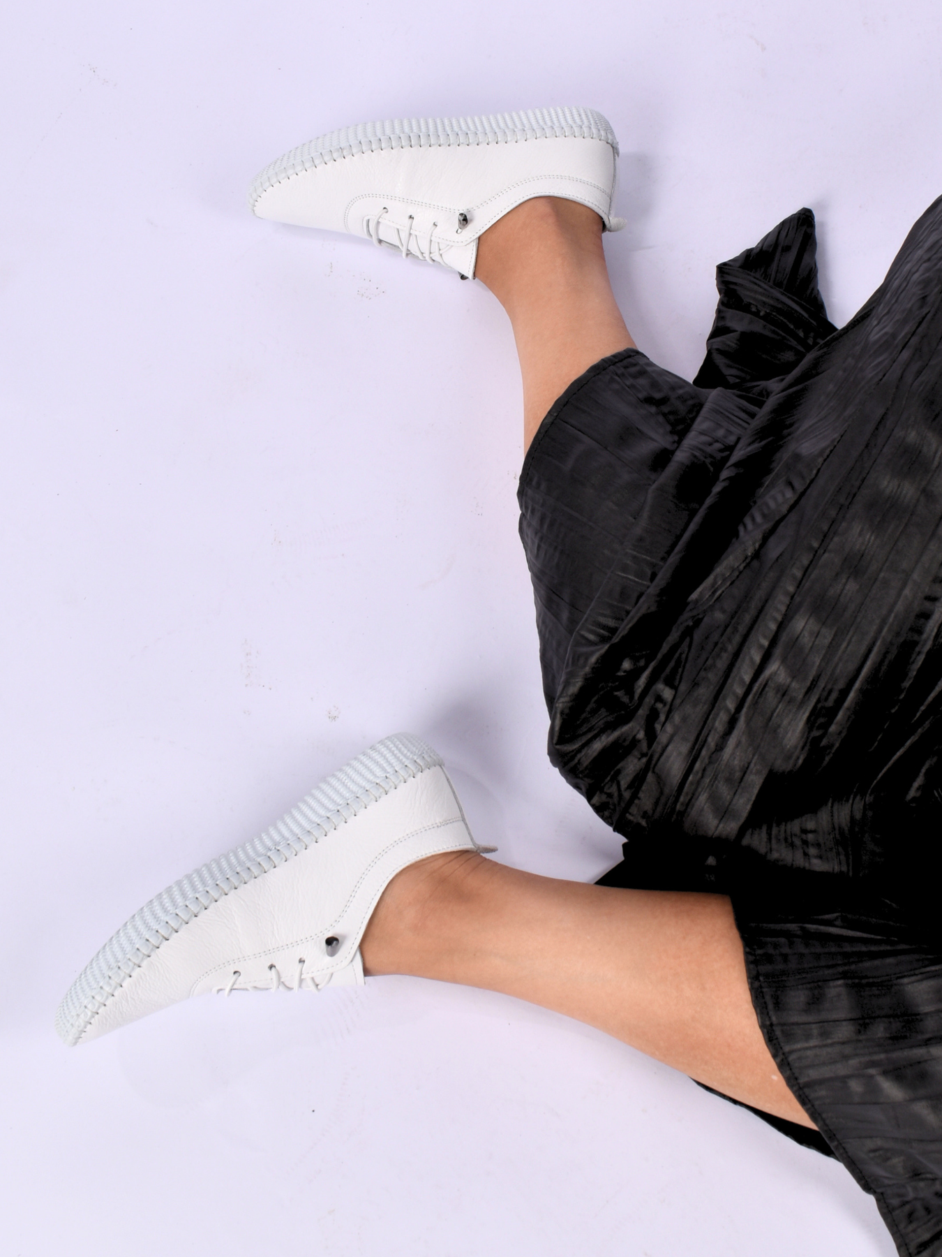 JOLIE BLACK LEATHER SNEAKER