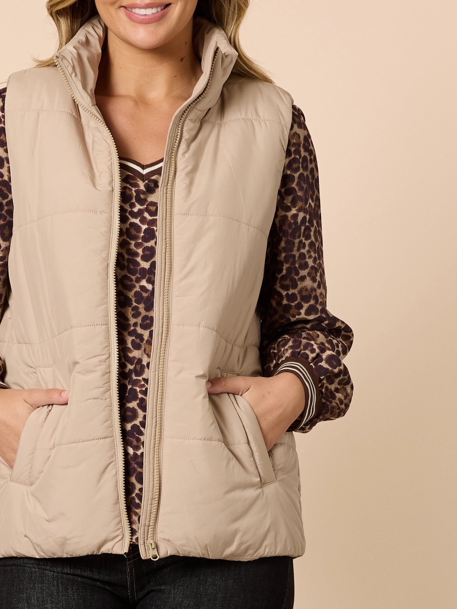 THREADZ NATURAL ALPINE VEST