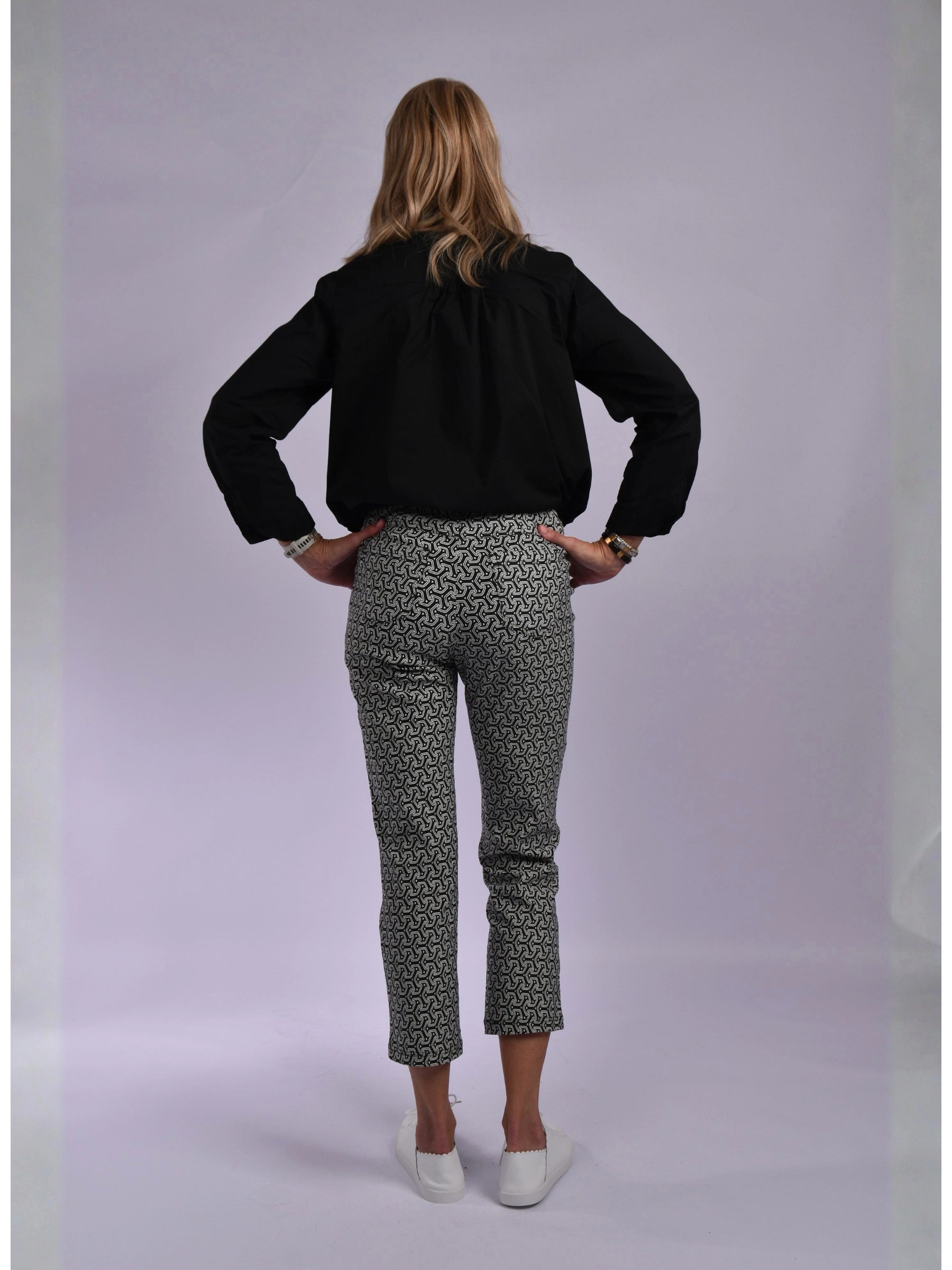 JOLIE BLACK BEIGE JEANET PANTS
