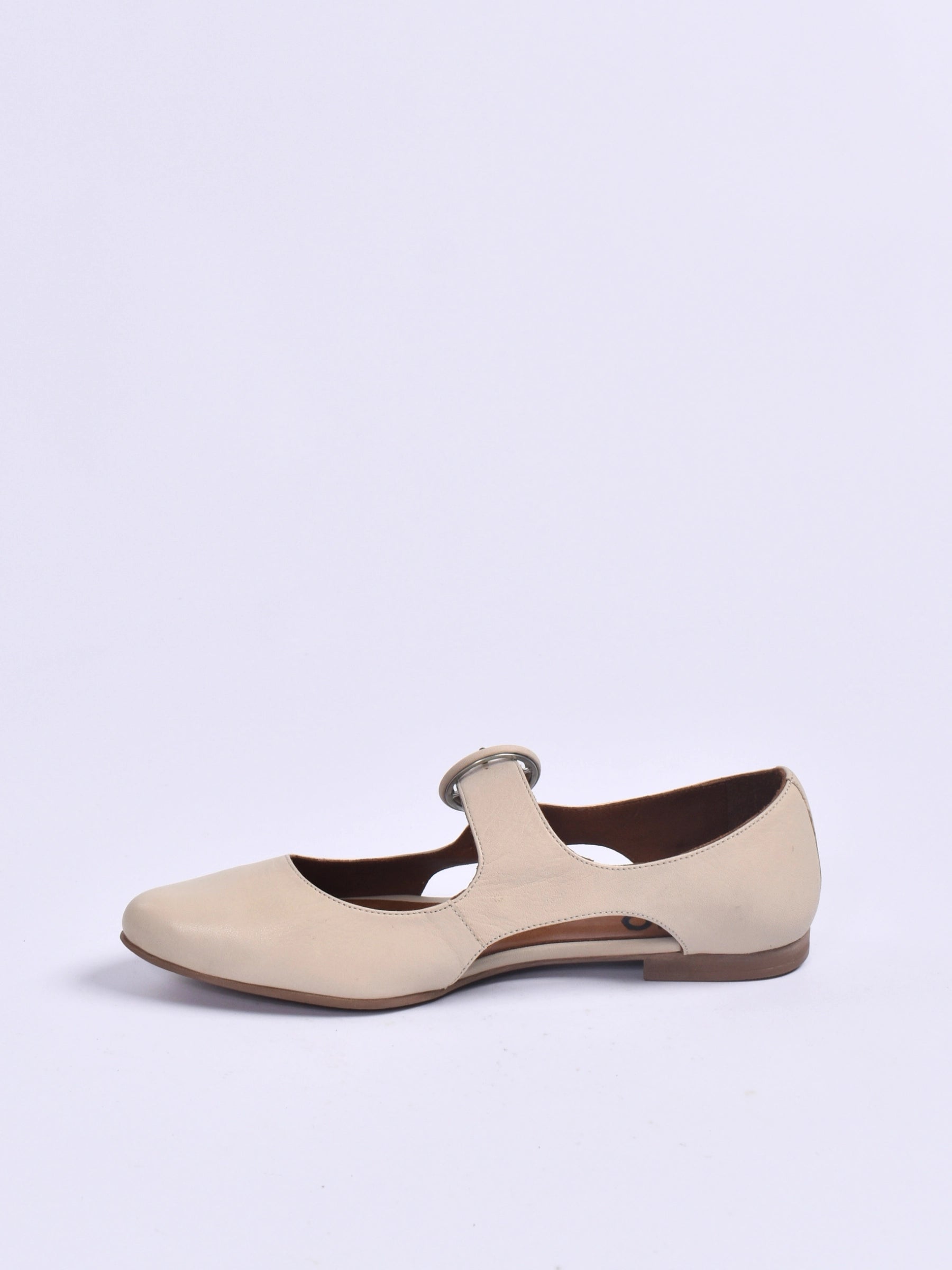 BUENO NAVY CUT OUT PUMP