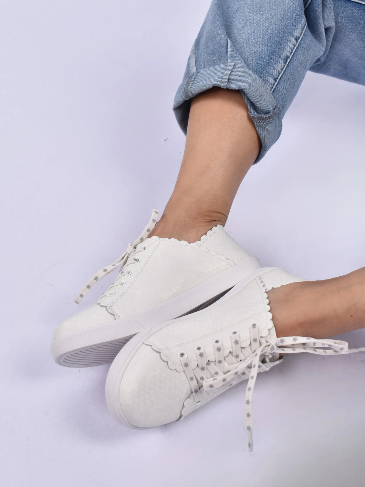 Julz Chloe Sneaker