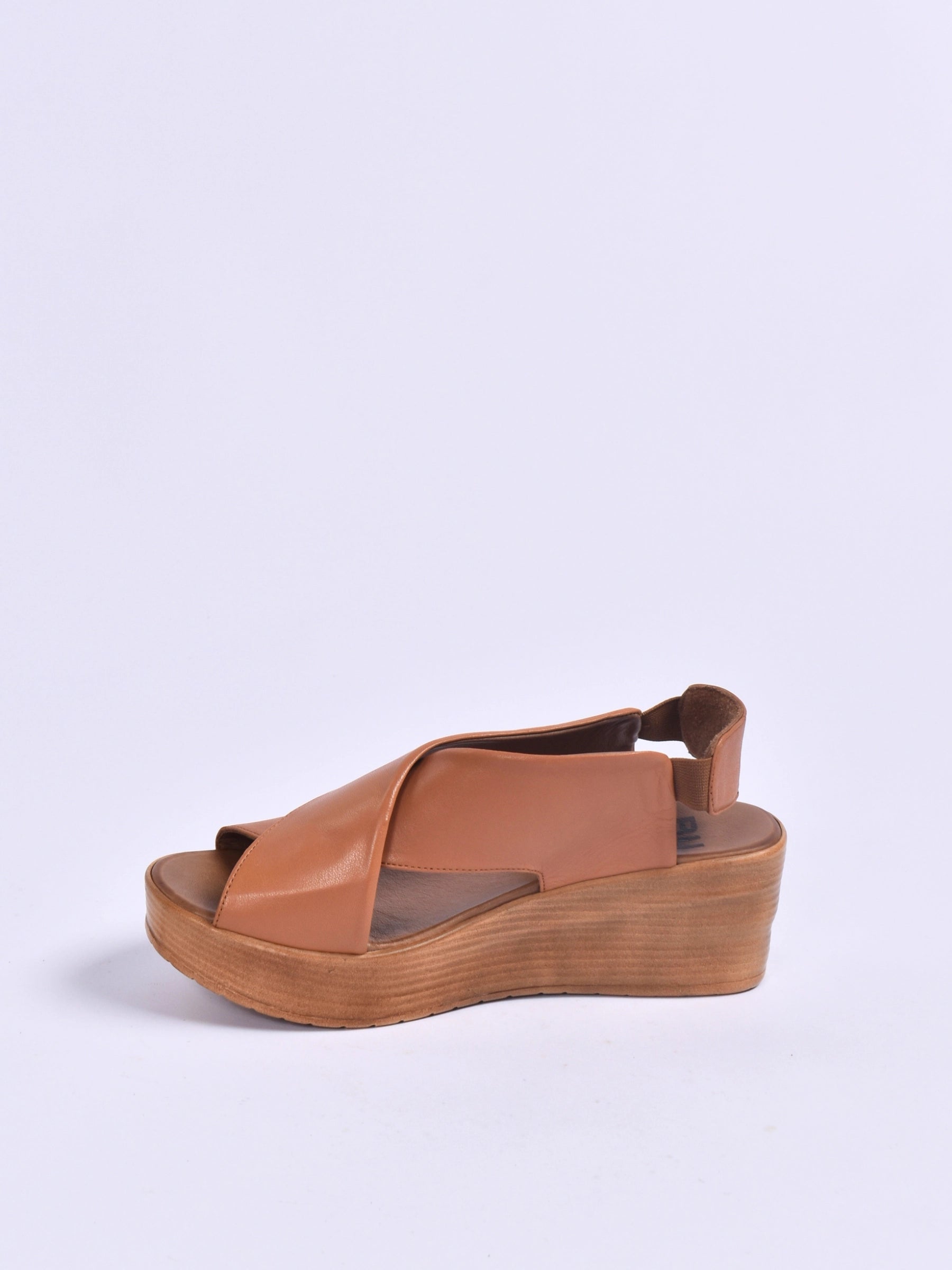 BUENO CROSS OVER WEDGE SANDAL
