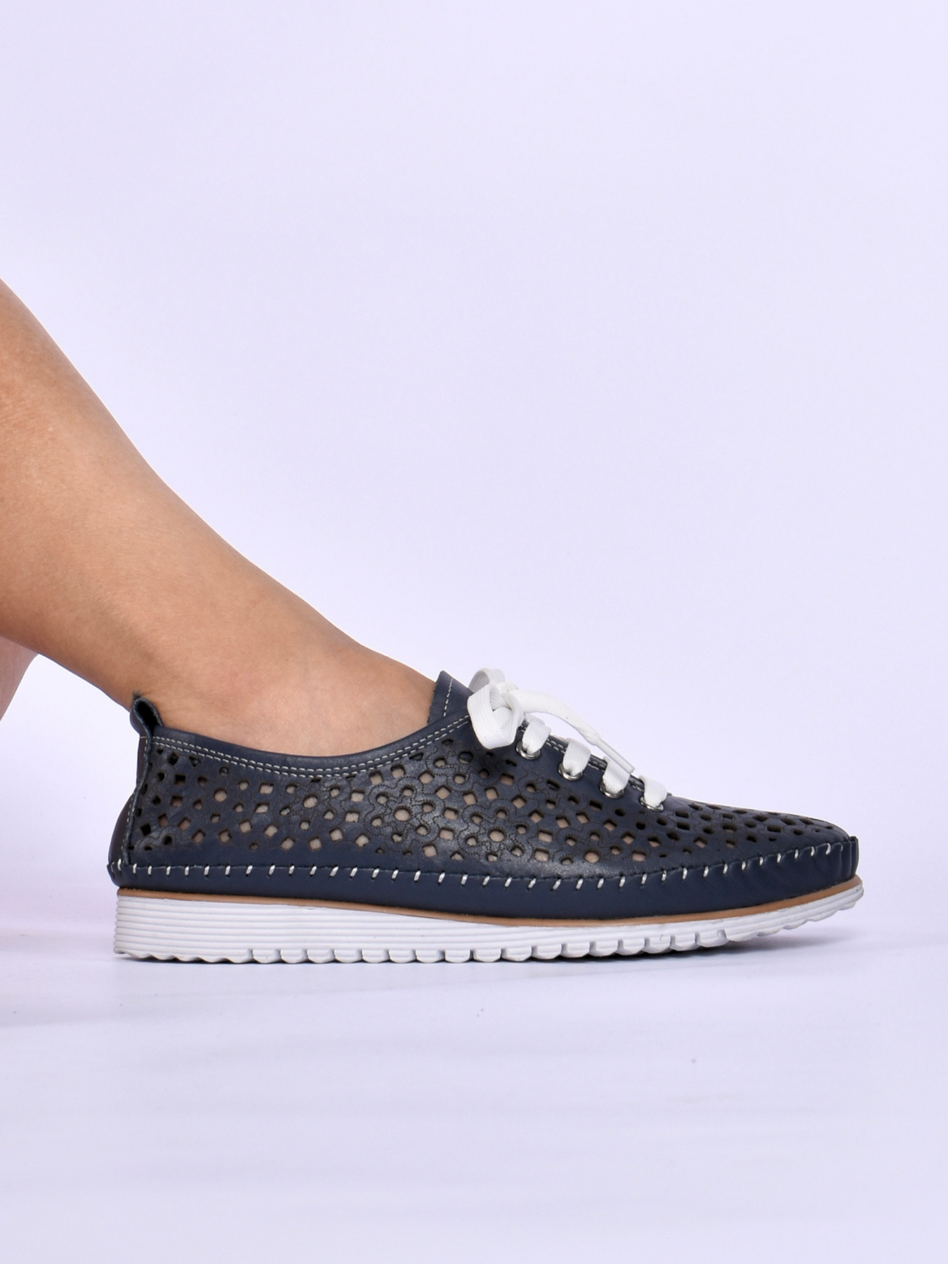 JOLIE BEIGE LEATHER SNEAKER