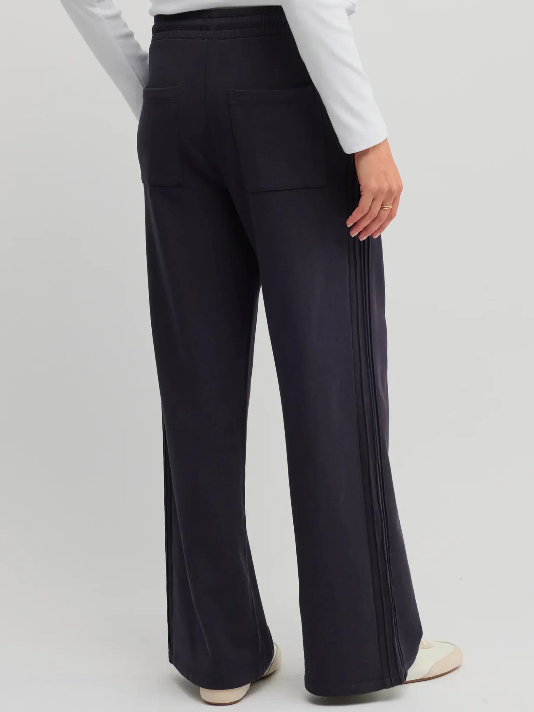 YARRA TRAIL NAVY MANHATTAN PANTS