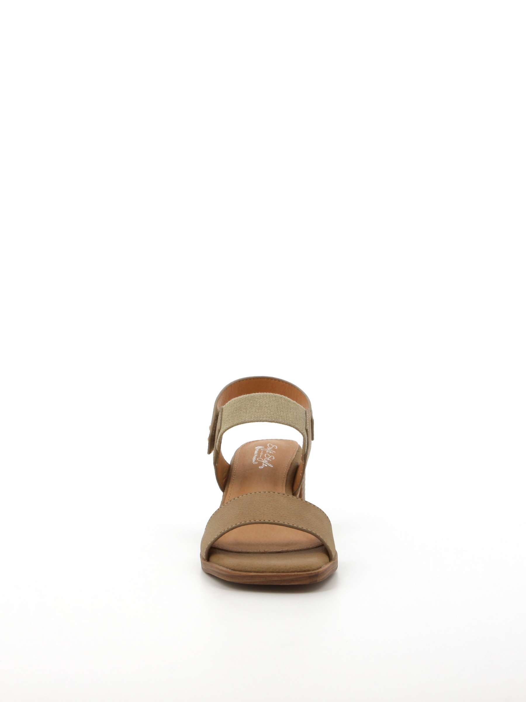 Soft Style Abrianna Sandal