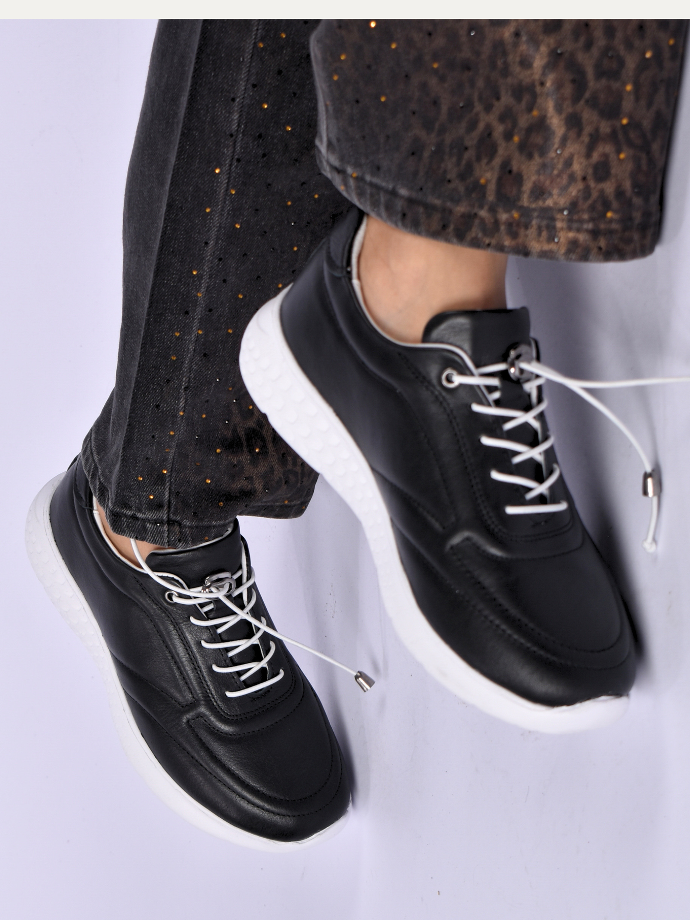 JOLIE BLACK SNEAKER