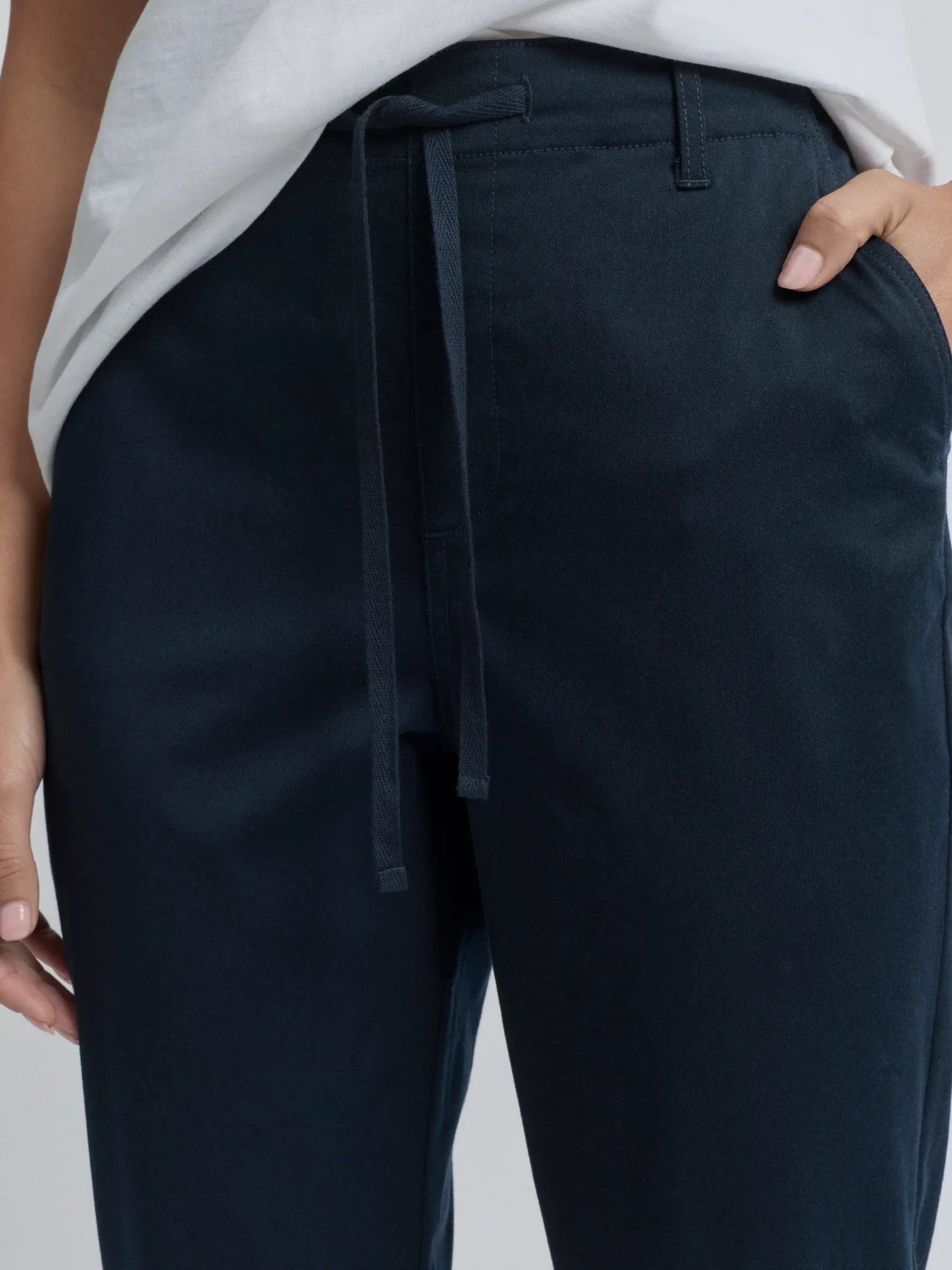 Yarra Trail Nova Jogger