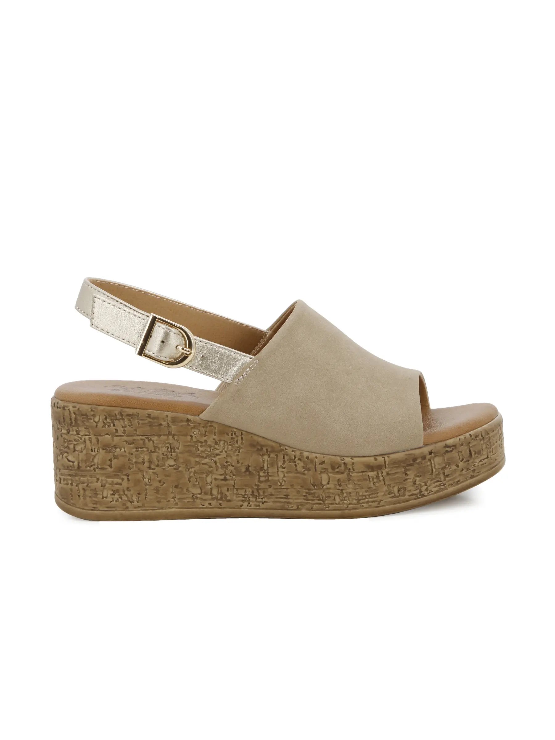 Soft Style Nobu Sandal