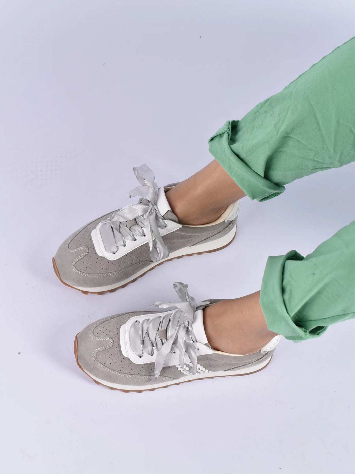 Julz Lennox Sneaker