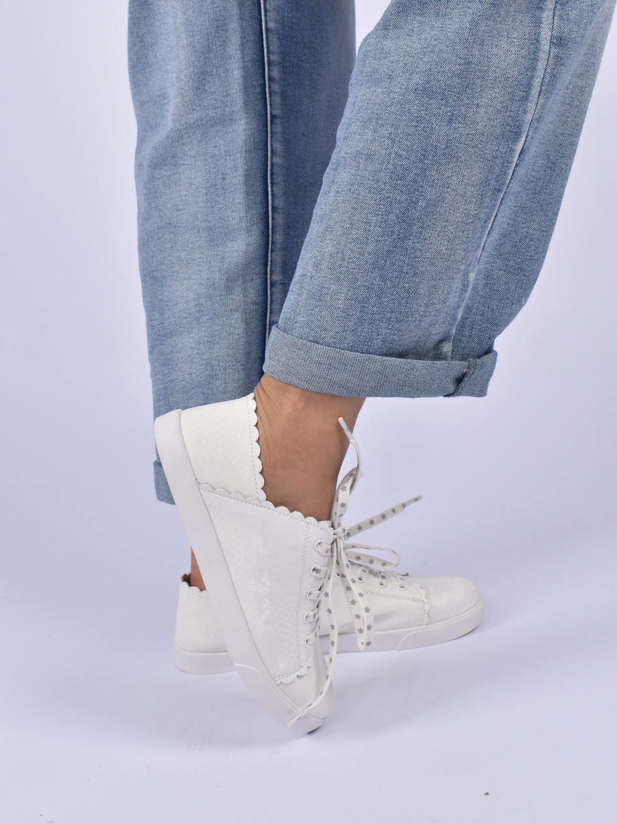 Julz Chloe Sneaker