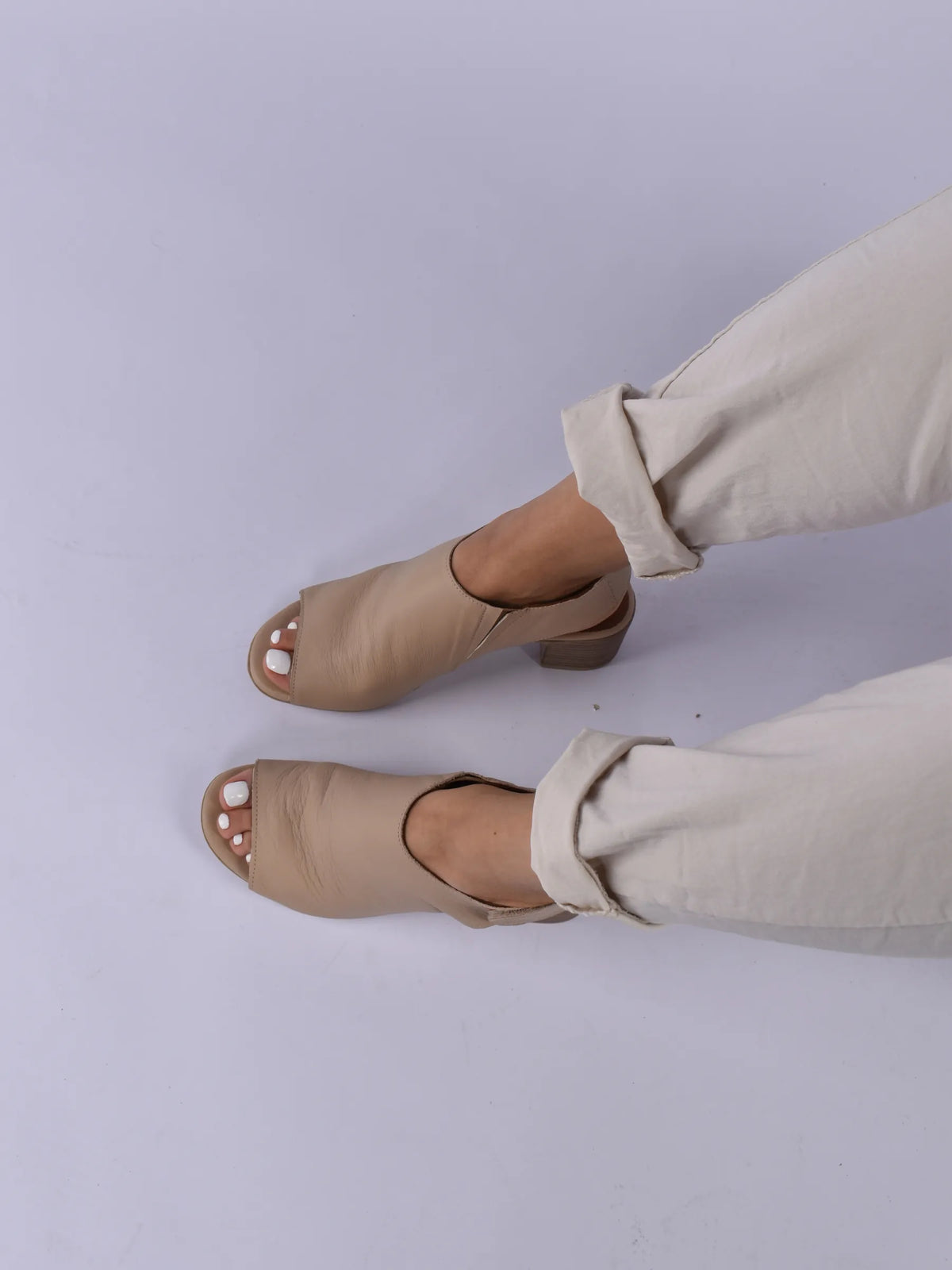 Bueno H-Heel Sandal