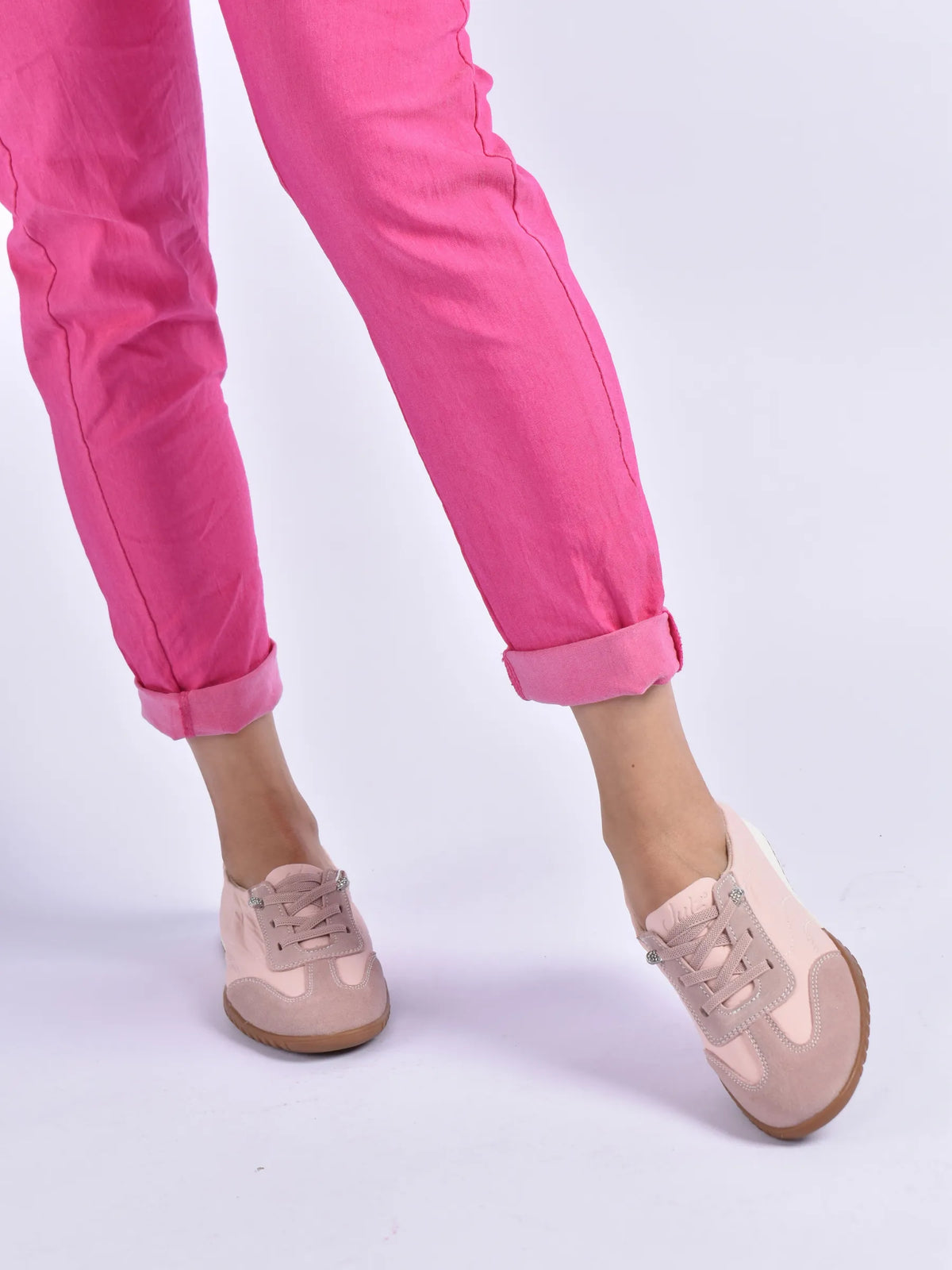 Julz Metro Sneaker