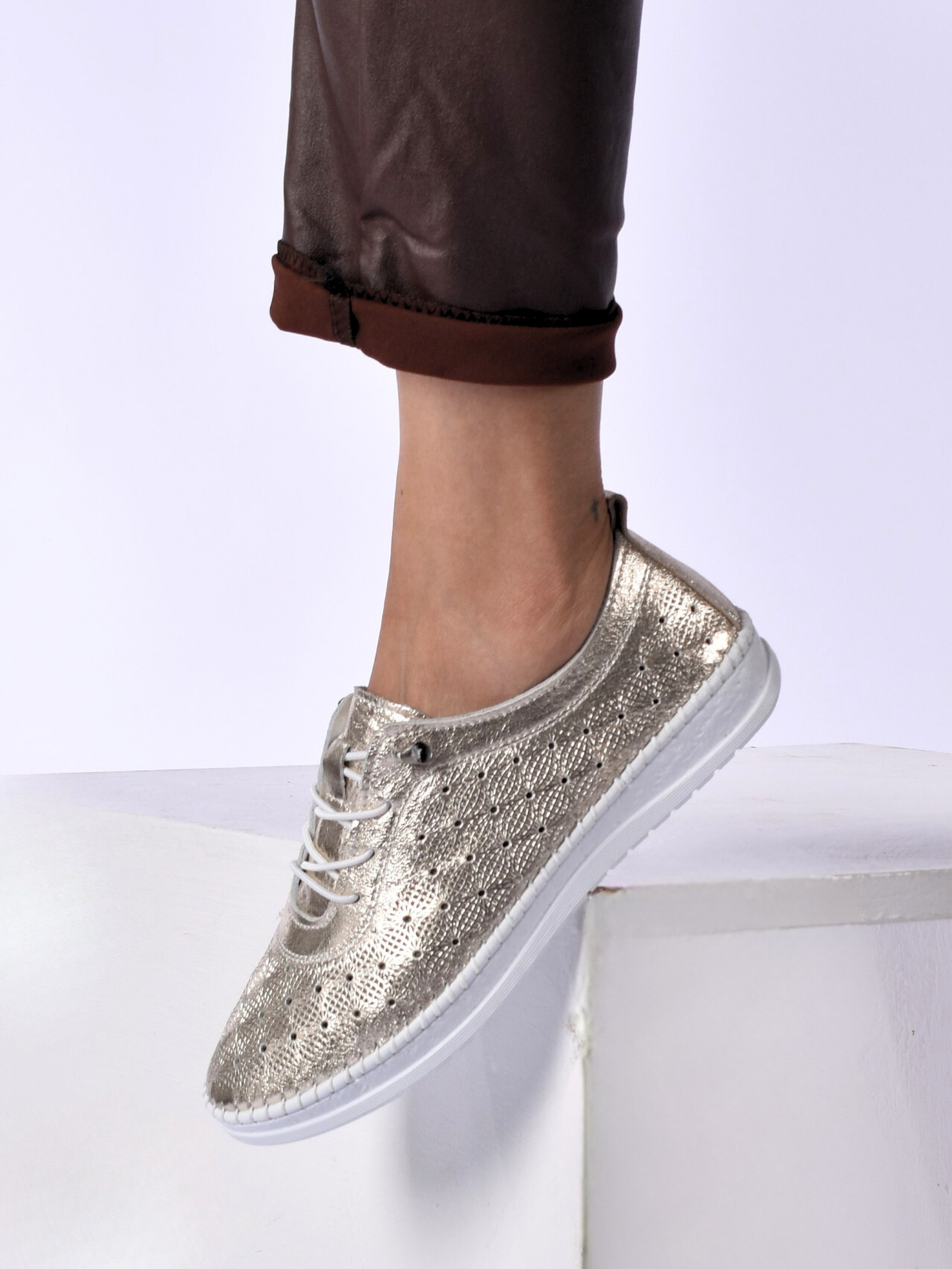 JOLIE GOLD LEATHER SNEAKER