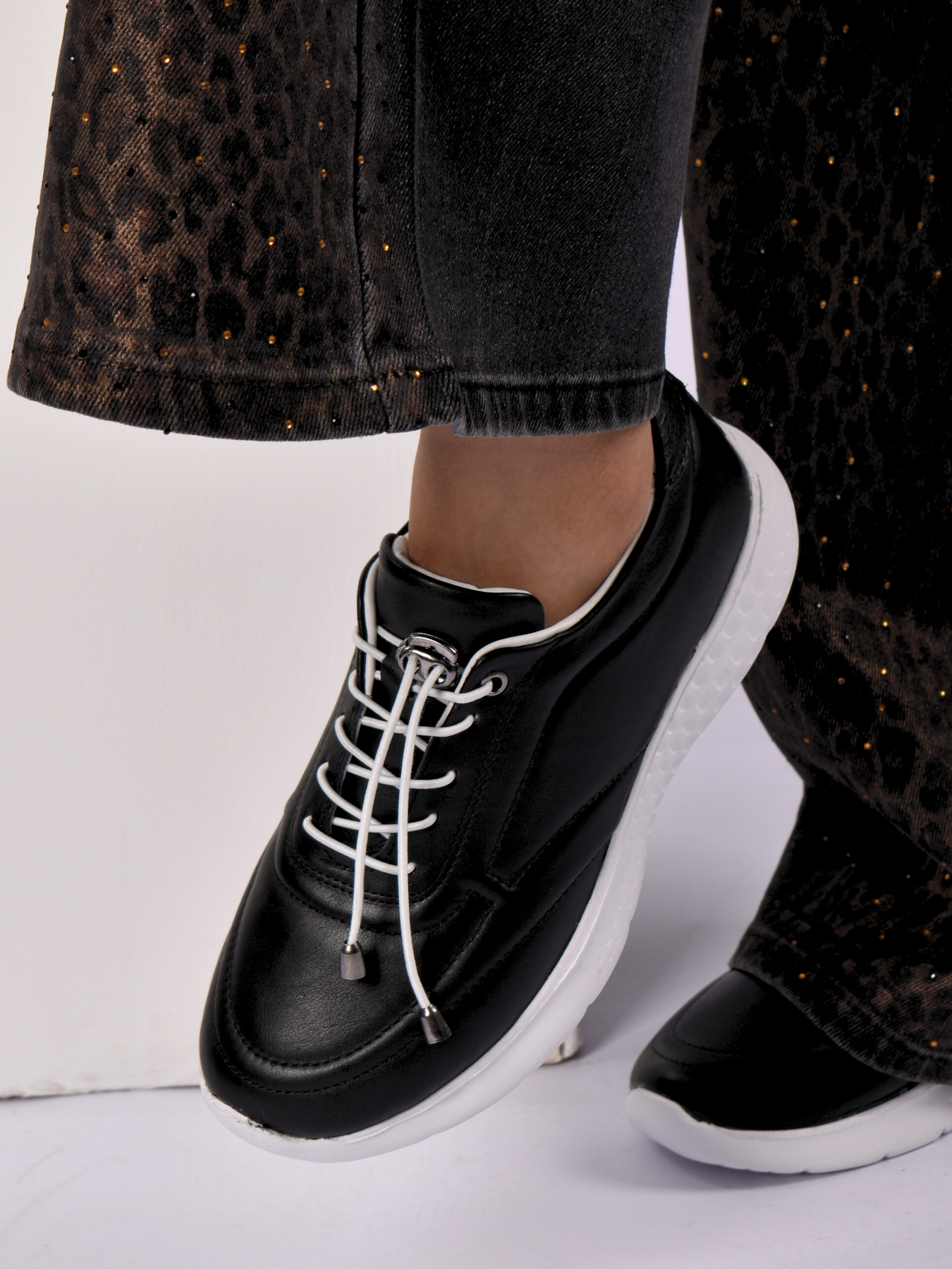JOLIE BLACK SNEAKER