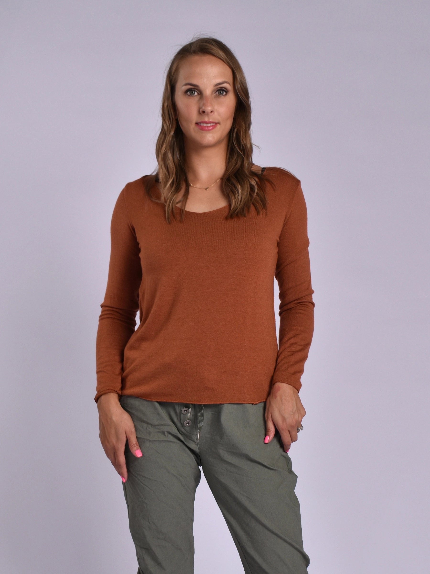 MADE IN ITALY BLACK KNIT TOP