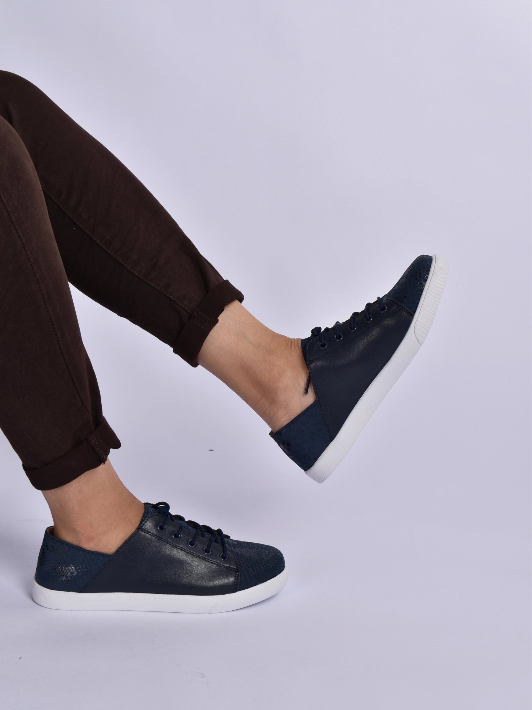 JULZ WHITE VICKI SNEAKER