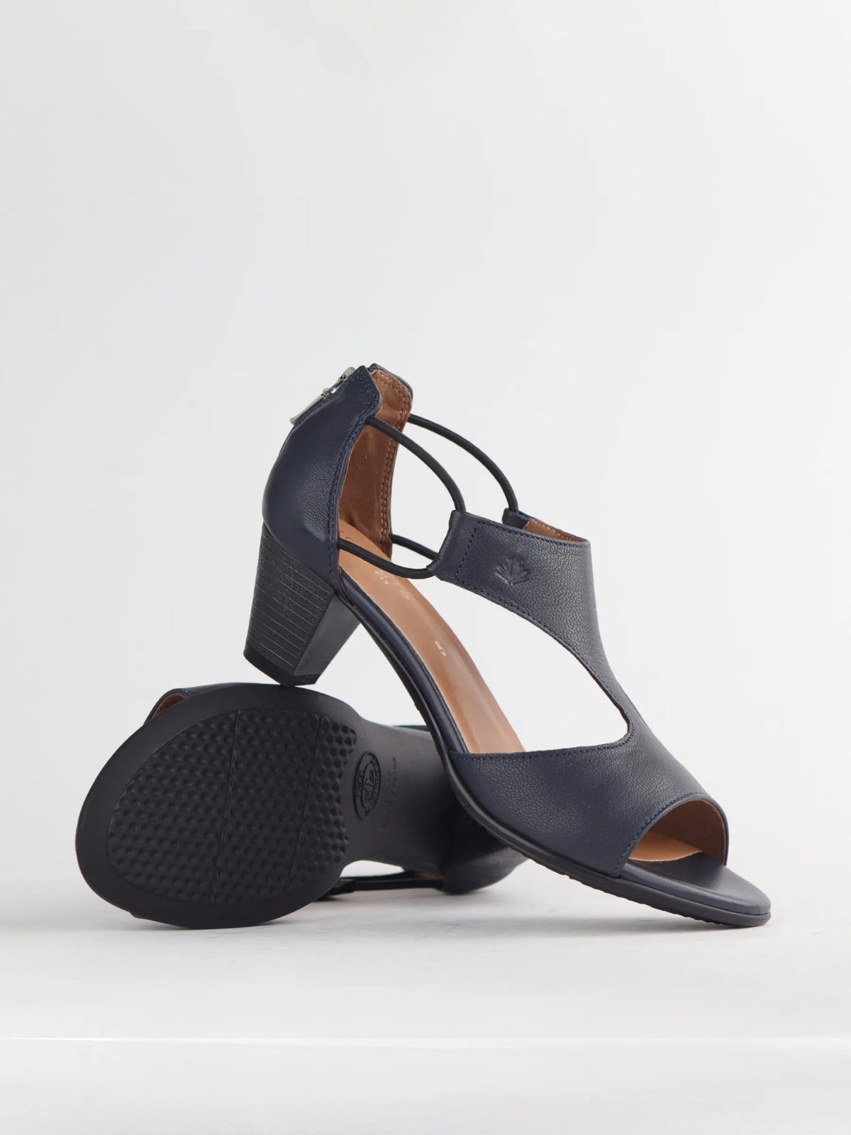 Froggie Wider Fit T-Bar Heel