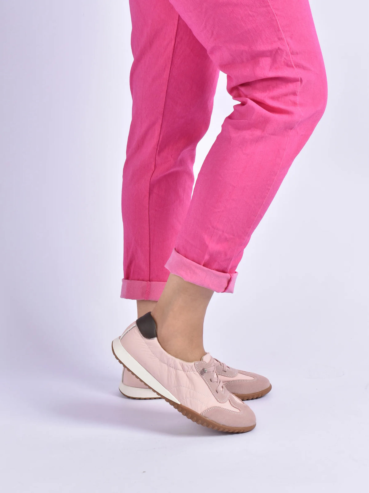 Julz Metro Sneaker